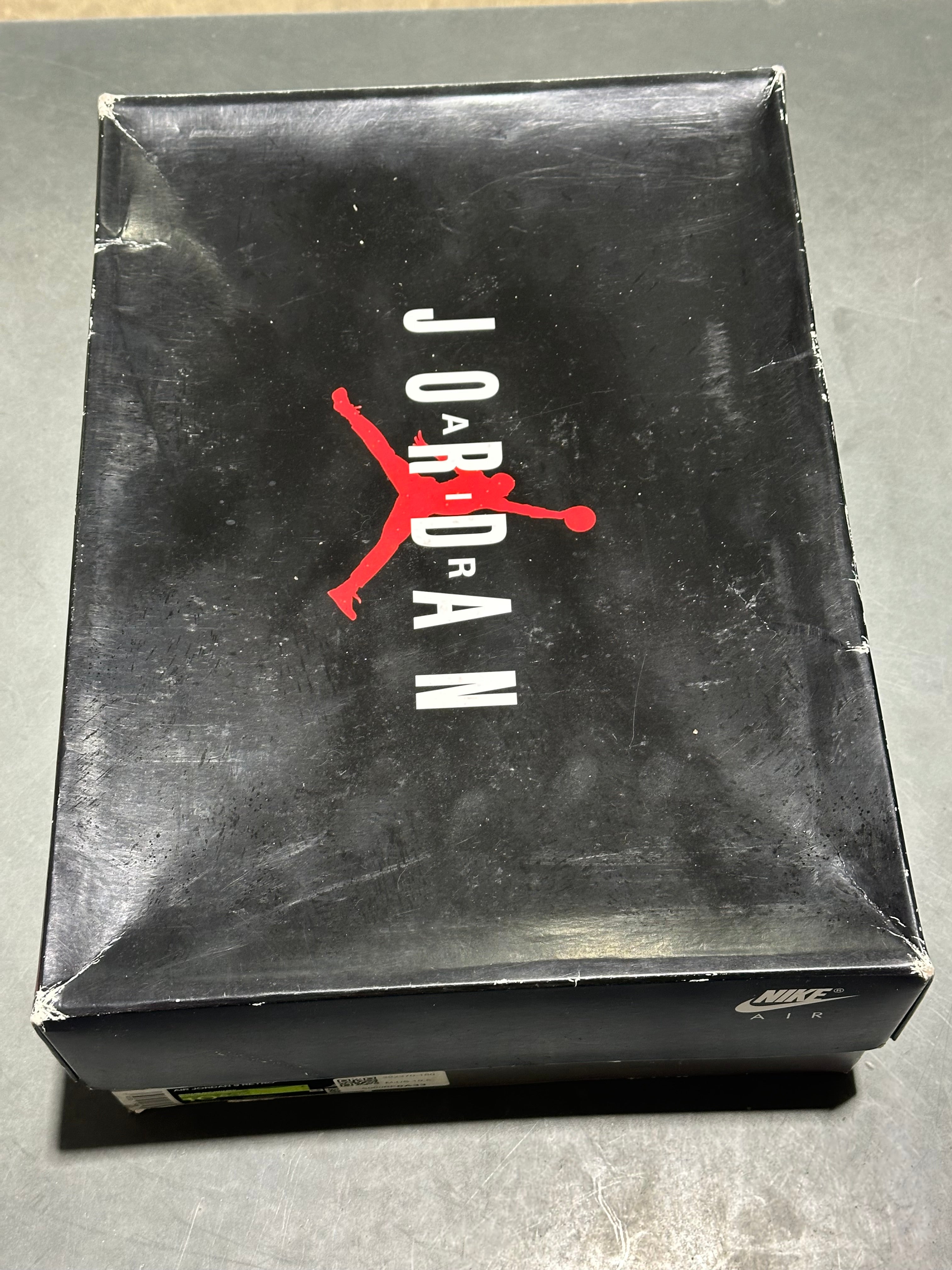 Air Jordan 9 Retro - Gym Red Size 10.5