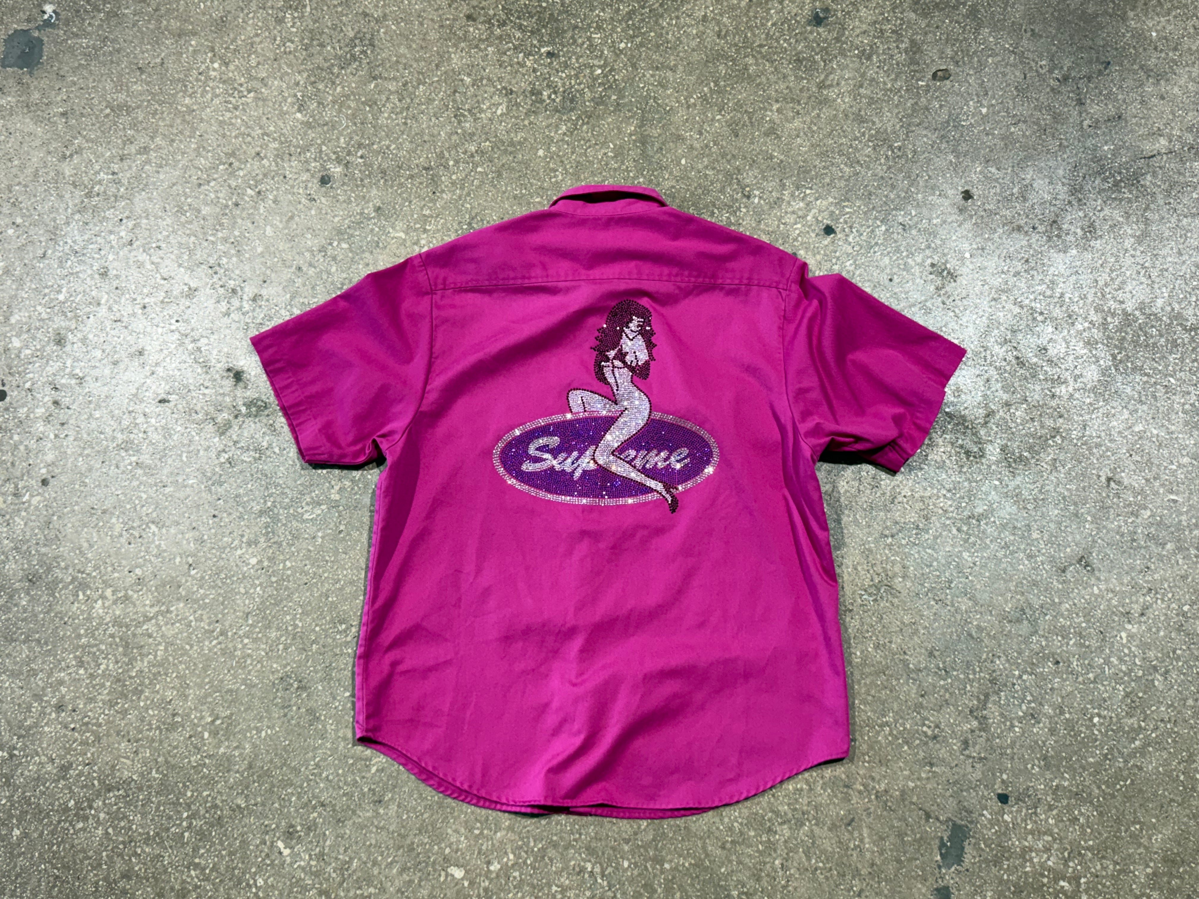 USED Supreme Rhinestone Pin Up SS Shirt - Pink Size Medium
