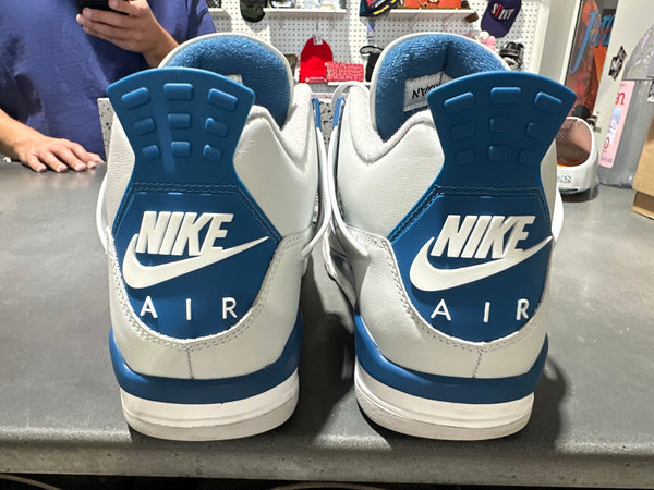 Air Jordan 4 Retro - Military Blue Size 10