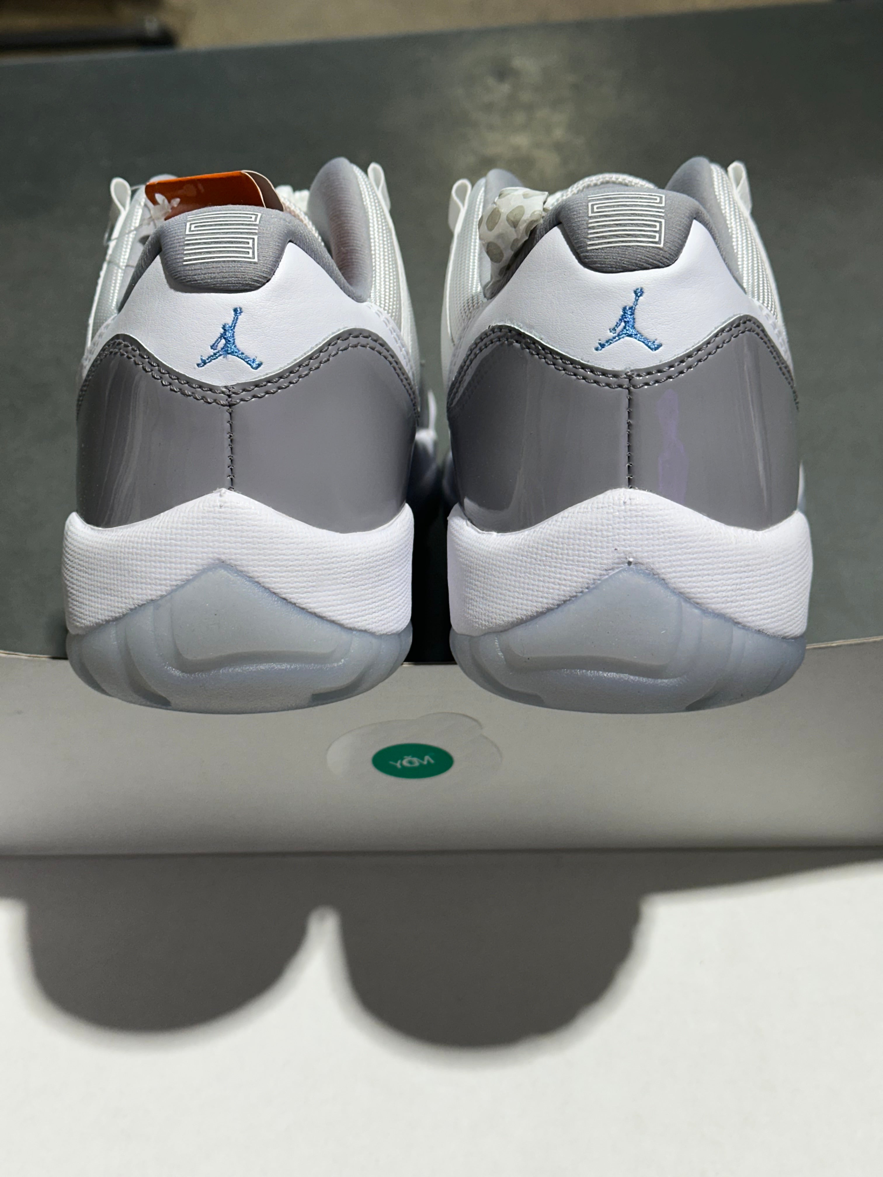 Air Jordan 11 Retro Low - Cement Grey Size 10