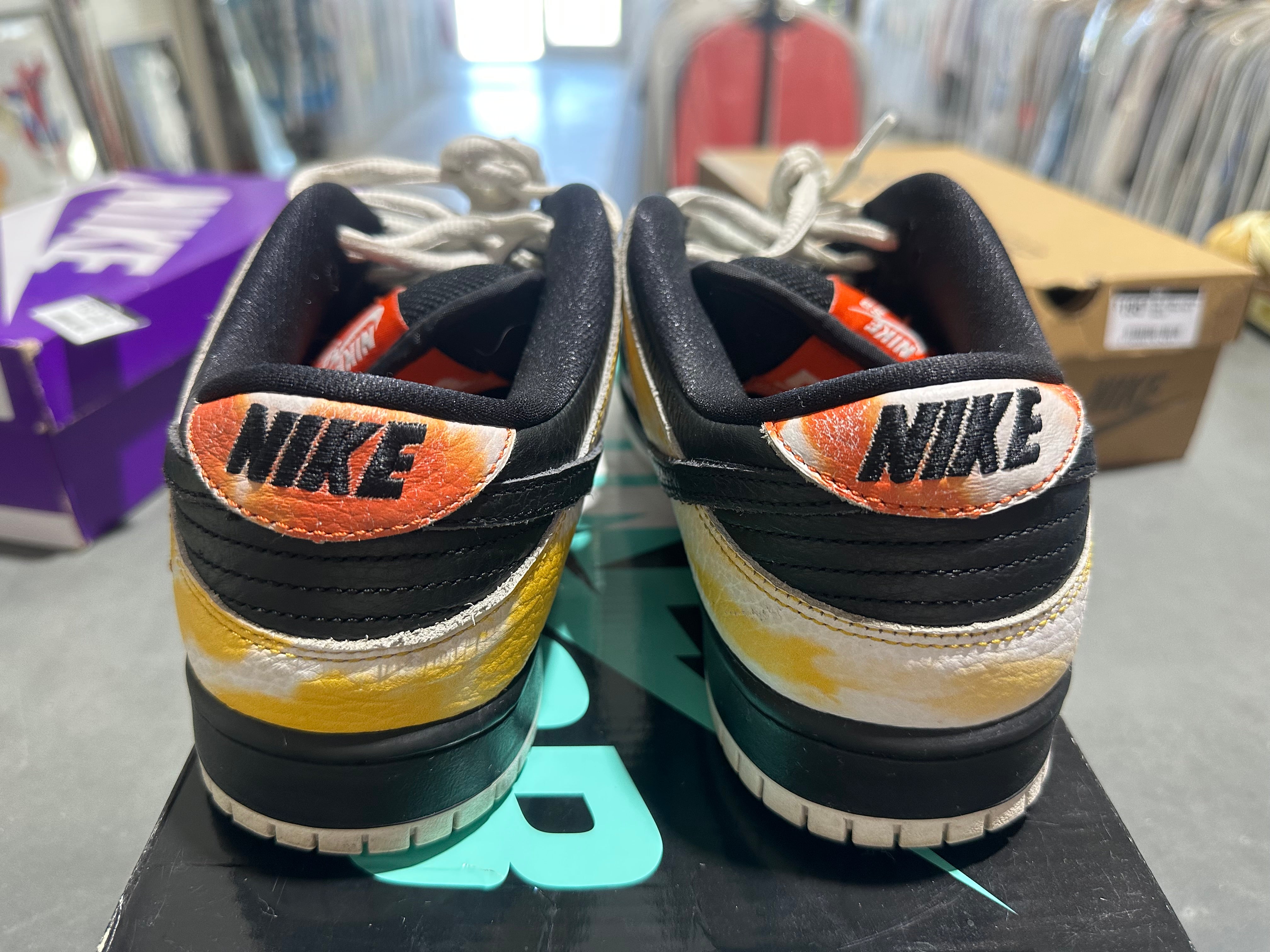 Nike SB Dunk Low Pro QS - Tie Dye Ray Gun/Black Size 9