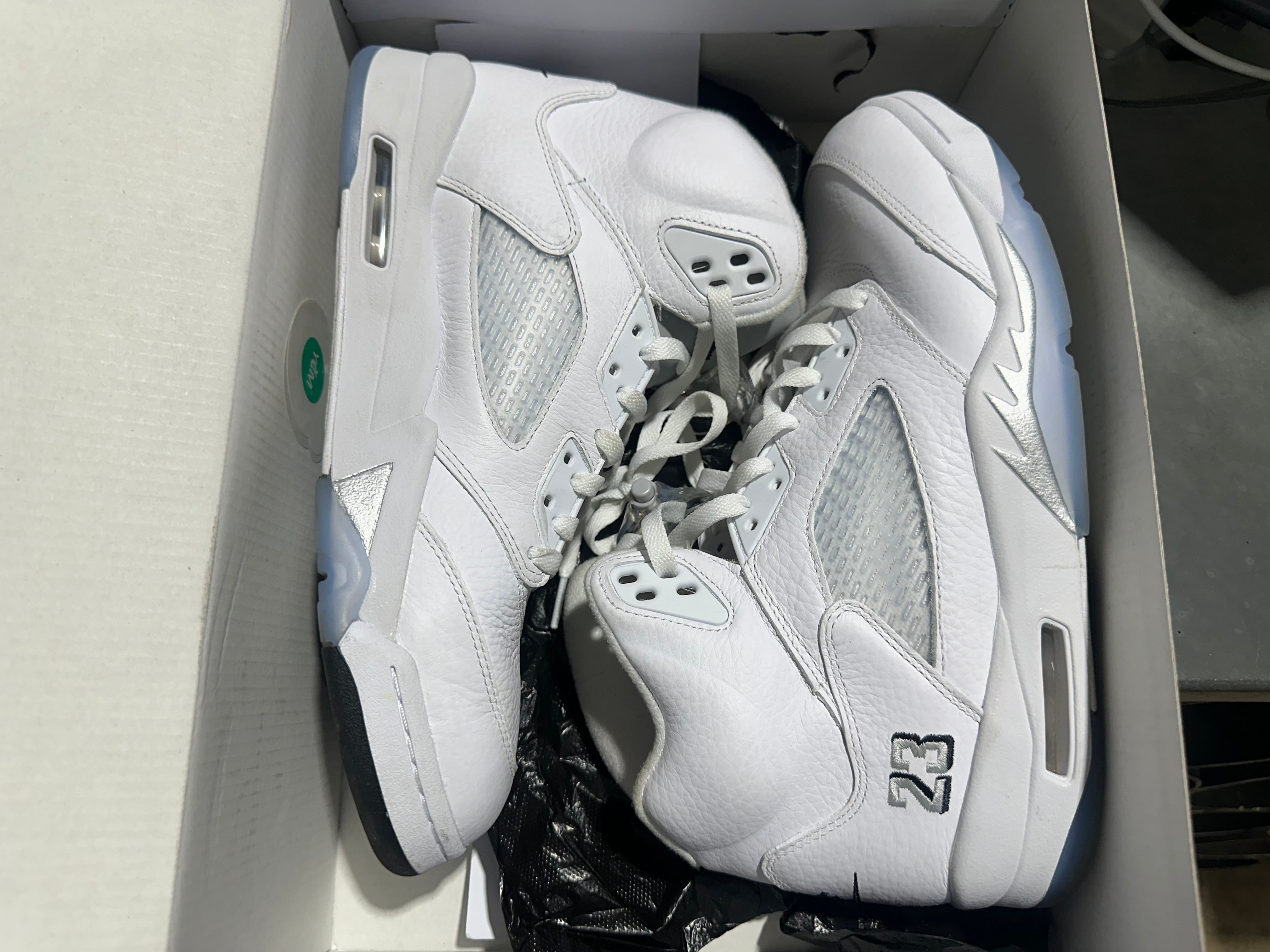 Air Jordan 5 Retro OG - White Metallic Size 10.5