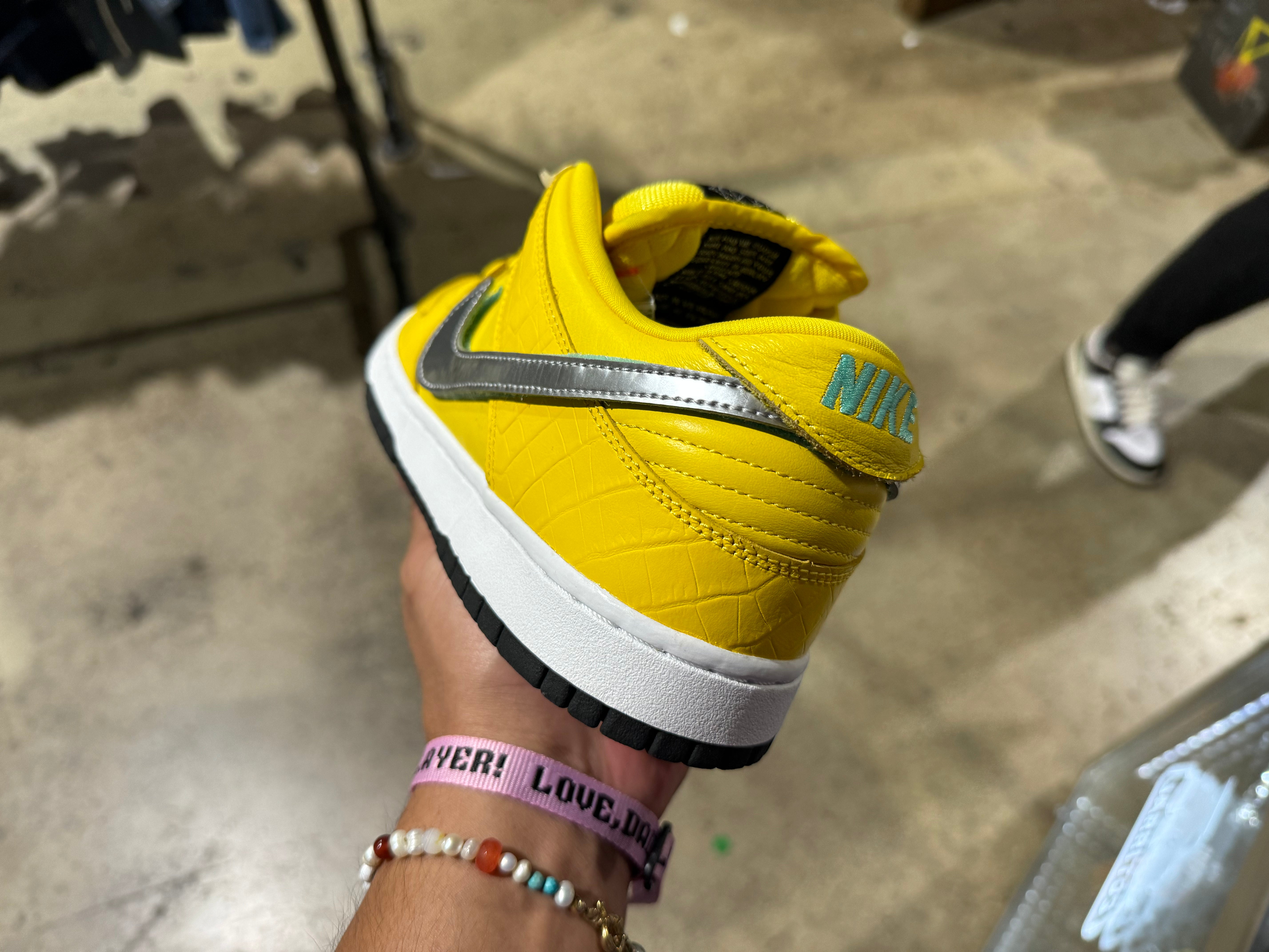 Nike SB Dunk Low Pro OG QS - Canary Diamond Size 10