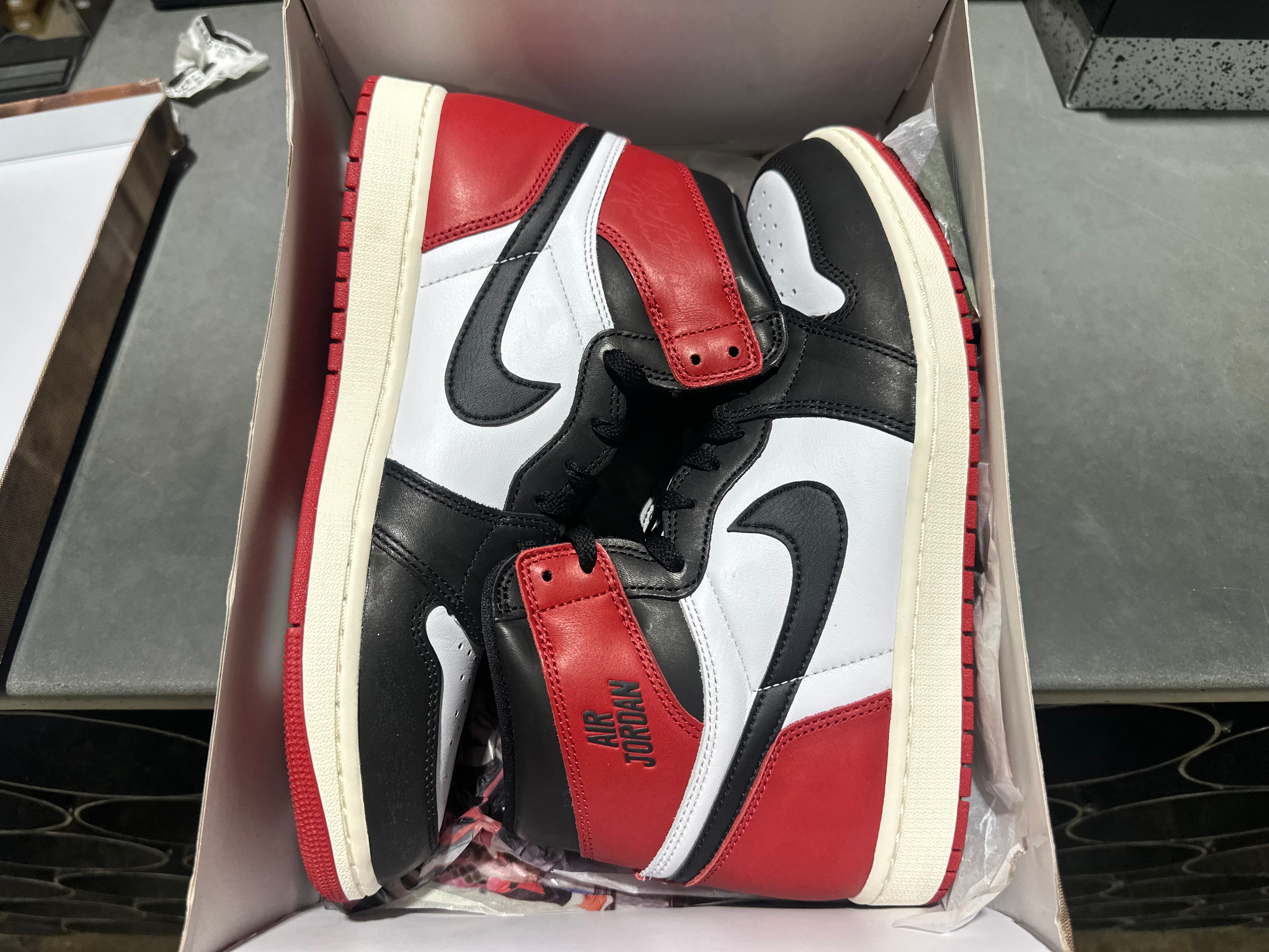 Air Jordan 1 Retro High OG - Black Toe Reimagined Size 11