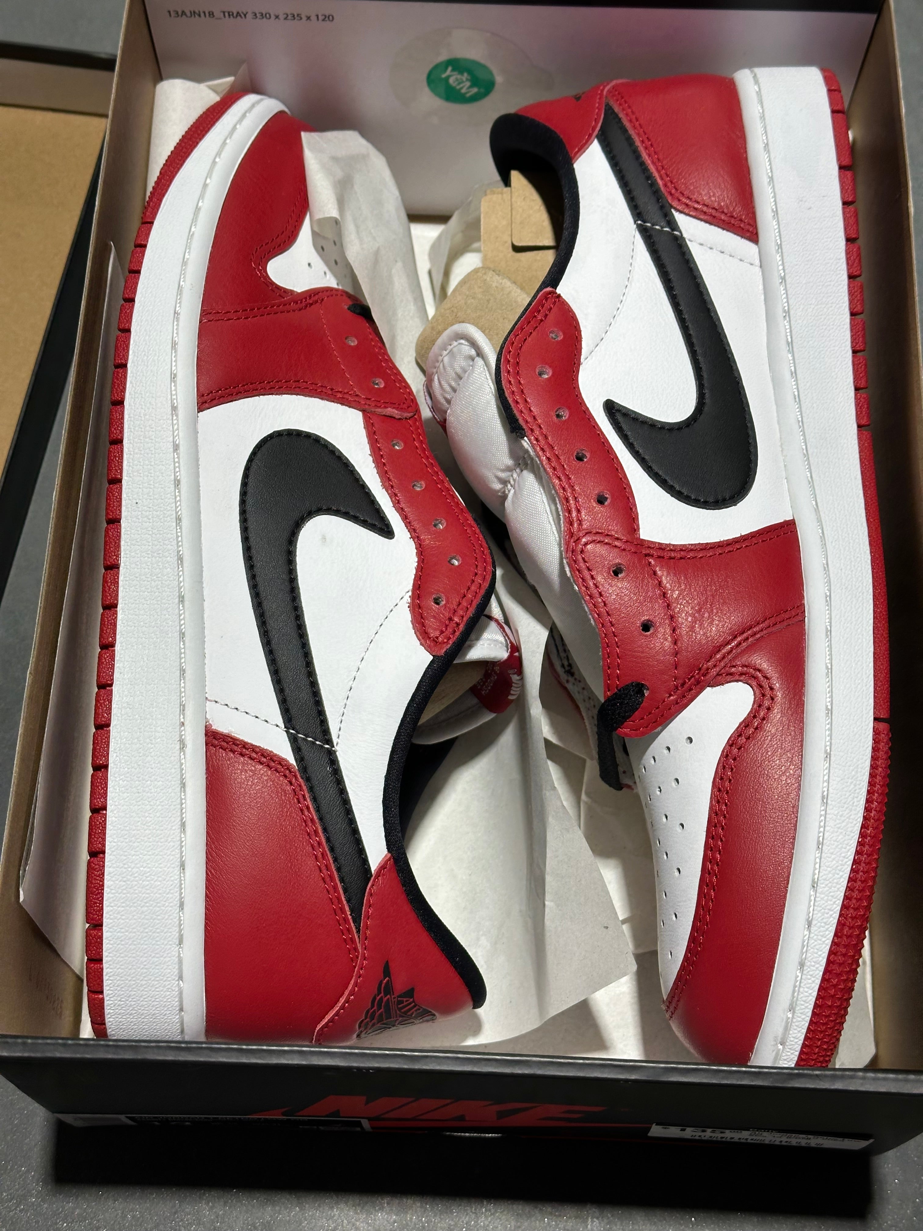 Air Jordan 1 Retro Low OG - Chicago 2025 Size 13