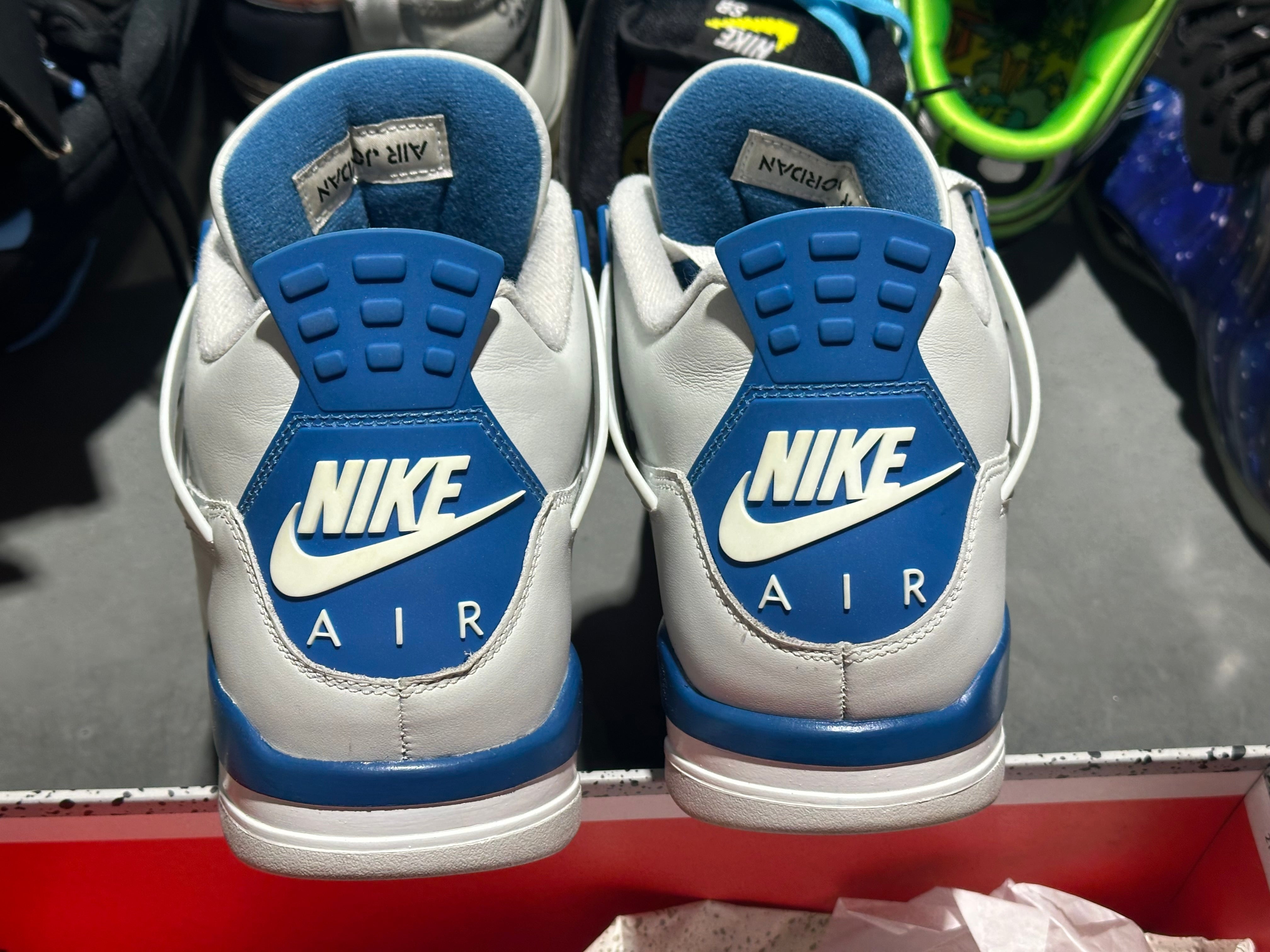 Air Jordan 4 Retro - Military Blue - Size 11.5