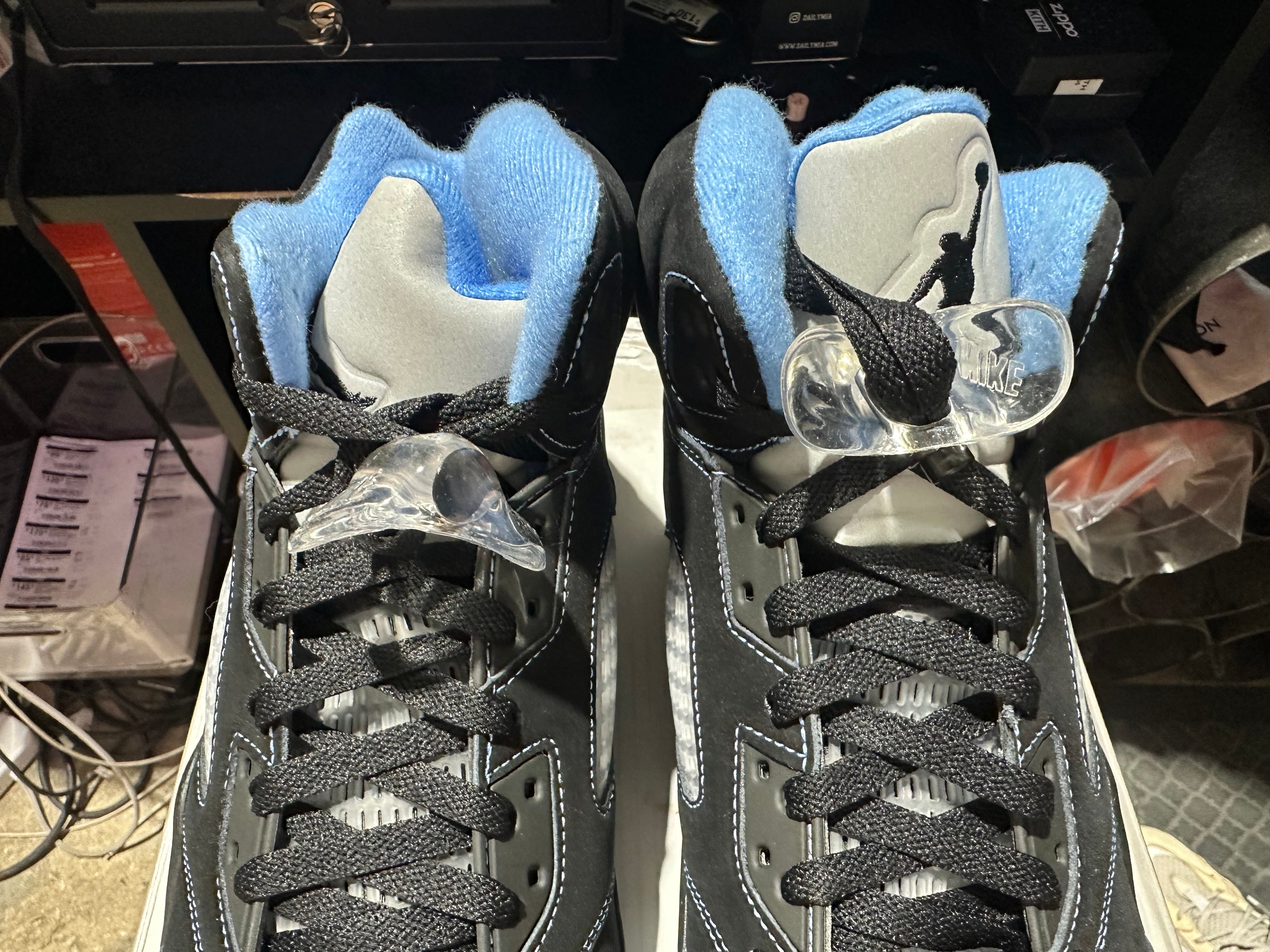 Air Jordan 5 Retro - Black University Blue Size 10.5