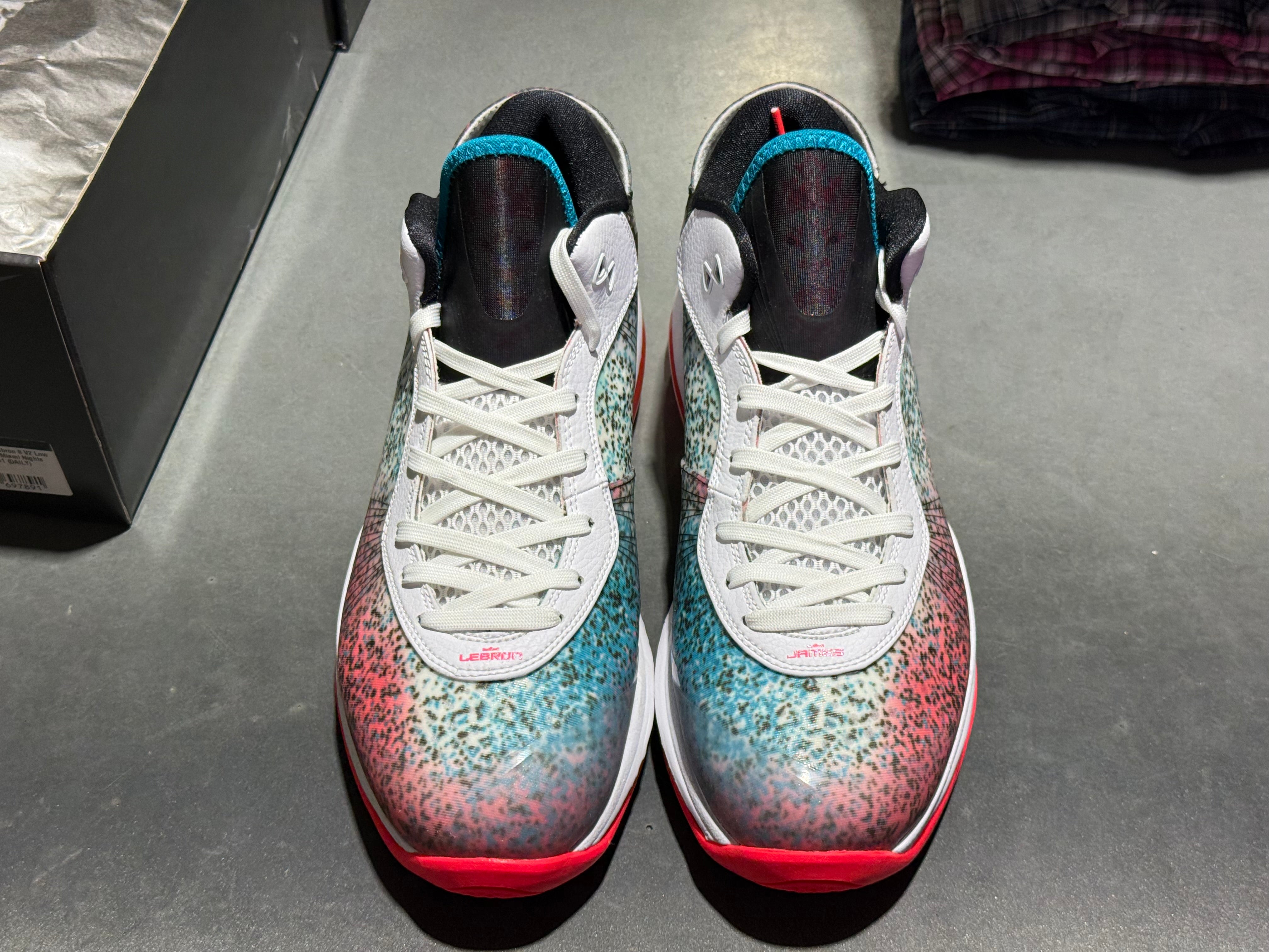 Nike Lebron 8 V2 Low QS - Miami Nights Size 11