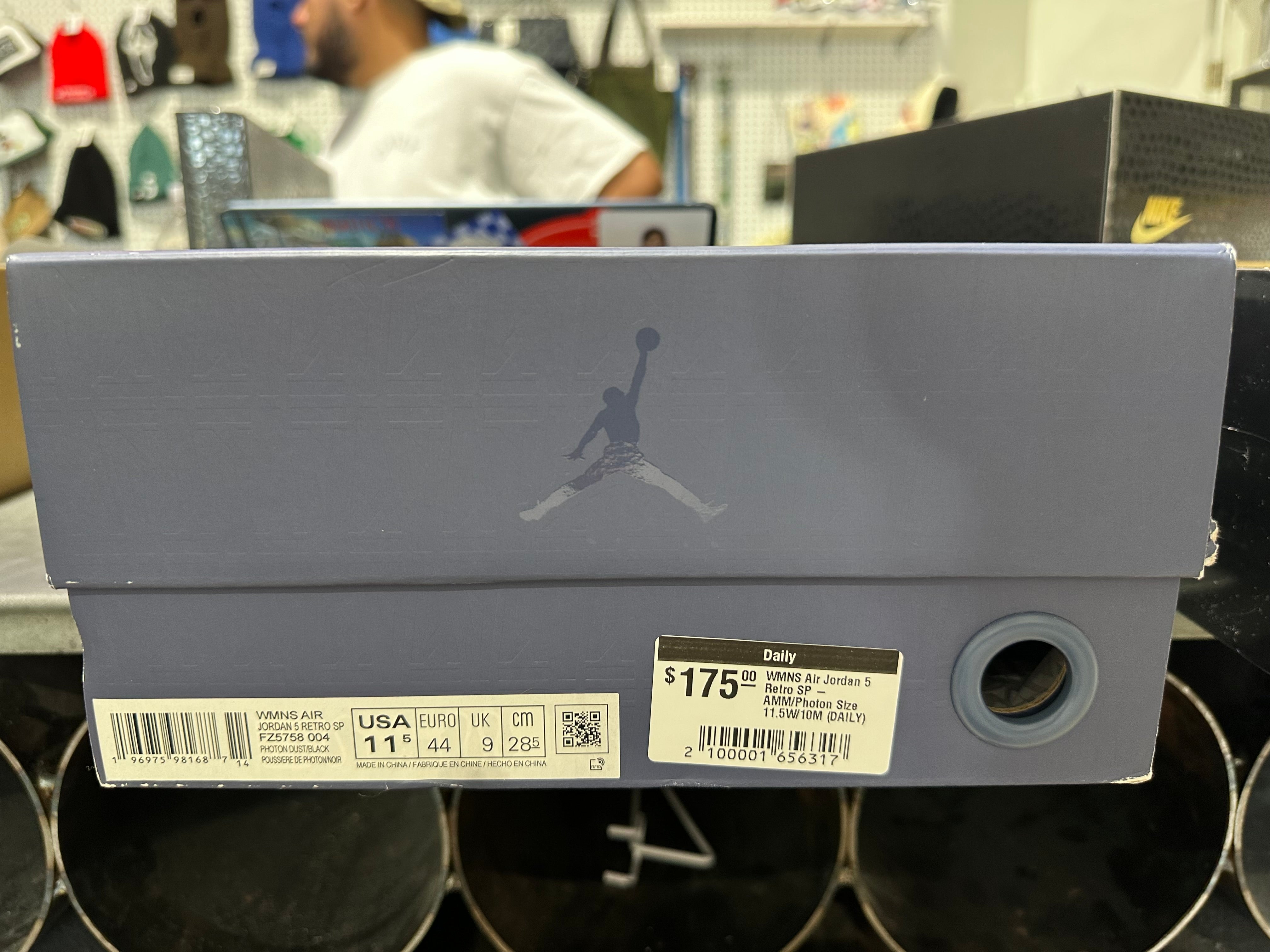 WMNS Air Jordan 5 Retro SP - AMM/Photon Size 11.5W/10M