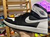 Air Jordan 1 Retro High OG - Black White Size 11