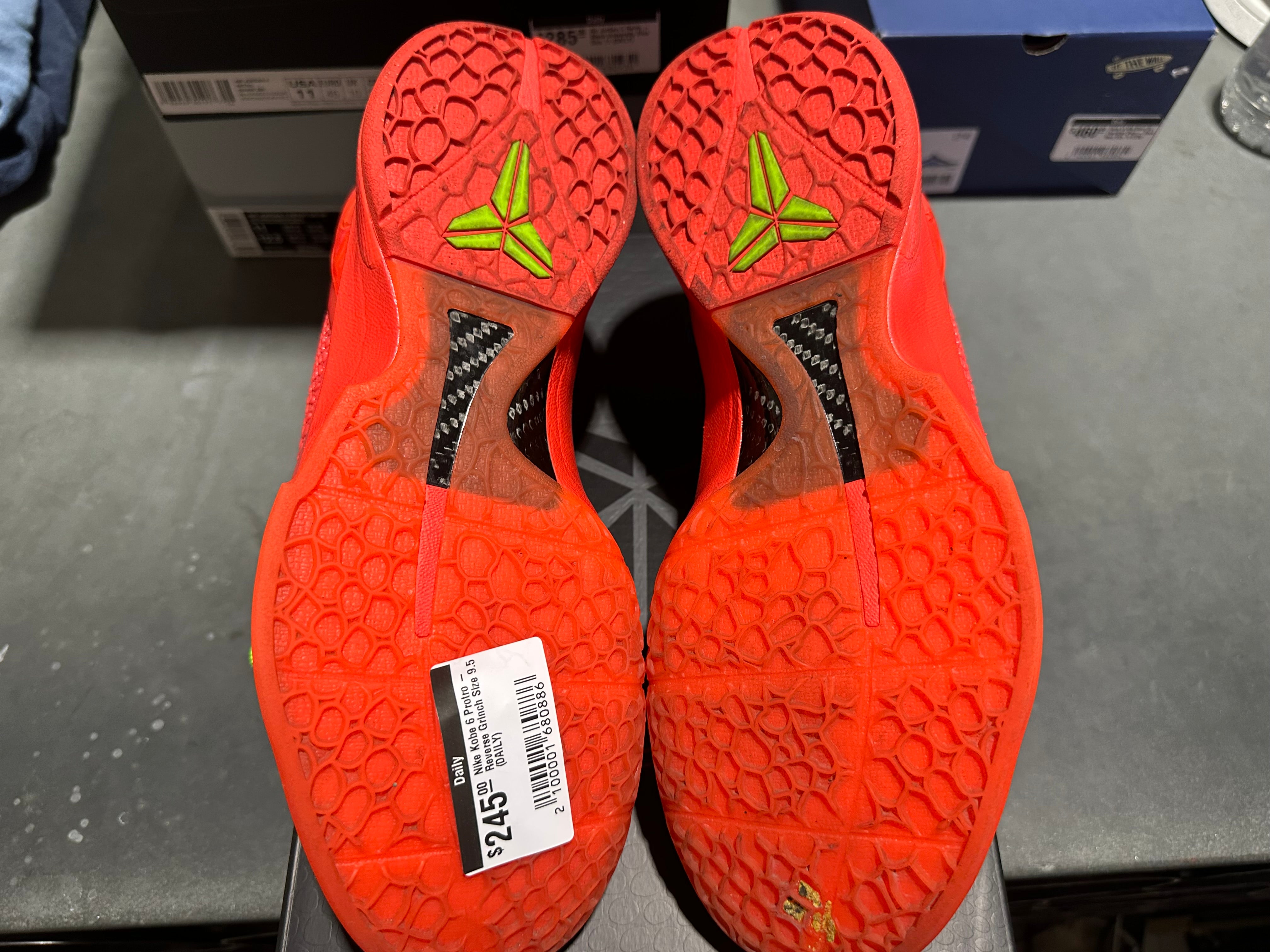 Nike Kobe 6 Protro - Reverse Grinch Size 9.5