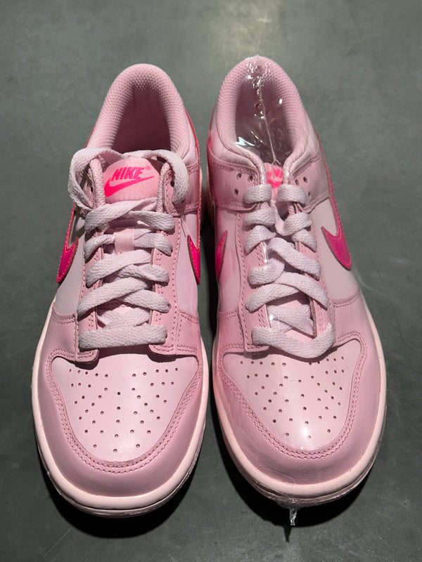 Nike Dunk Low (GS) - Triple Pink Size 4Y