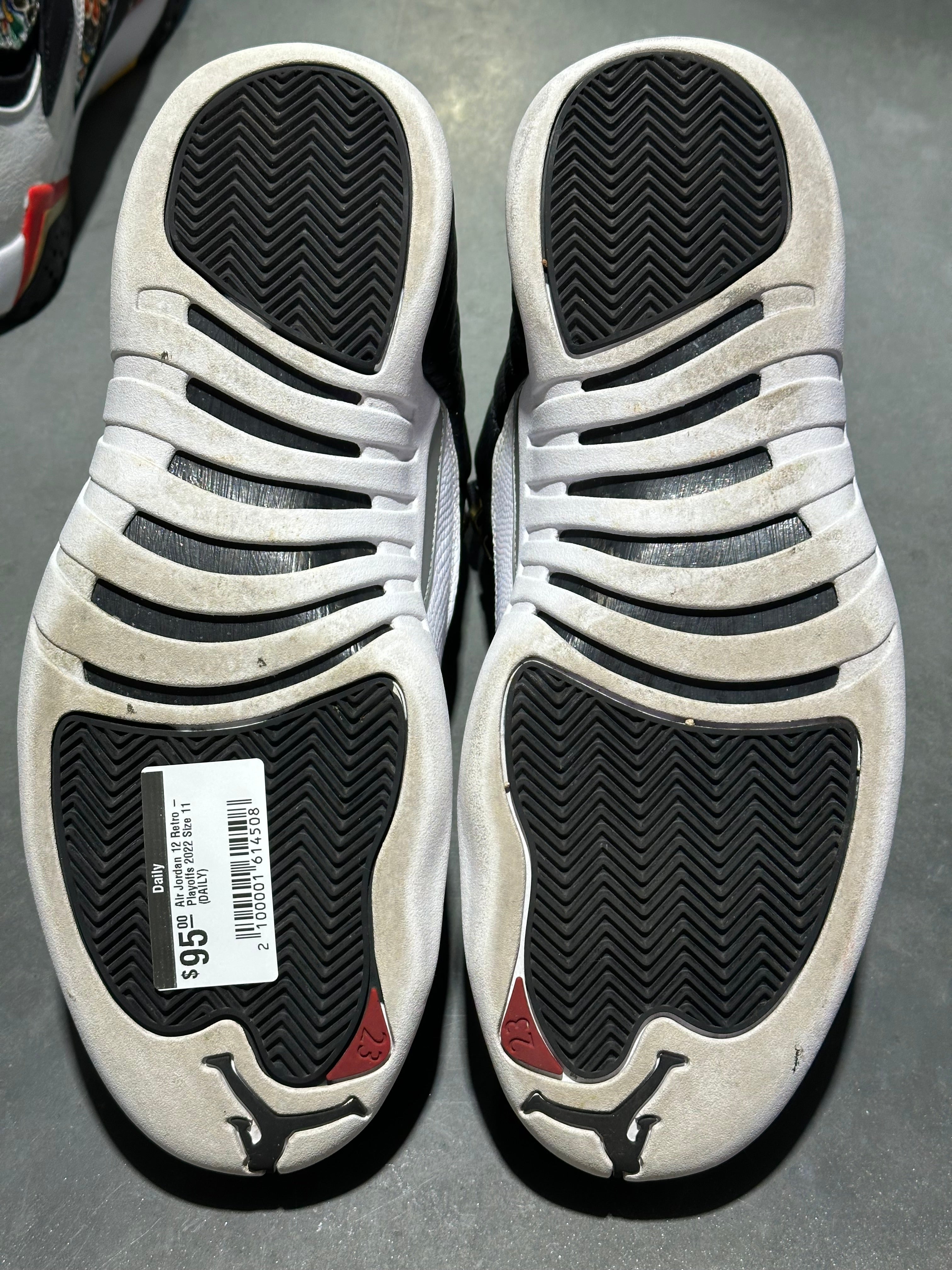 Air Jordan 12 Retro - Playoffs 2022 Size 11