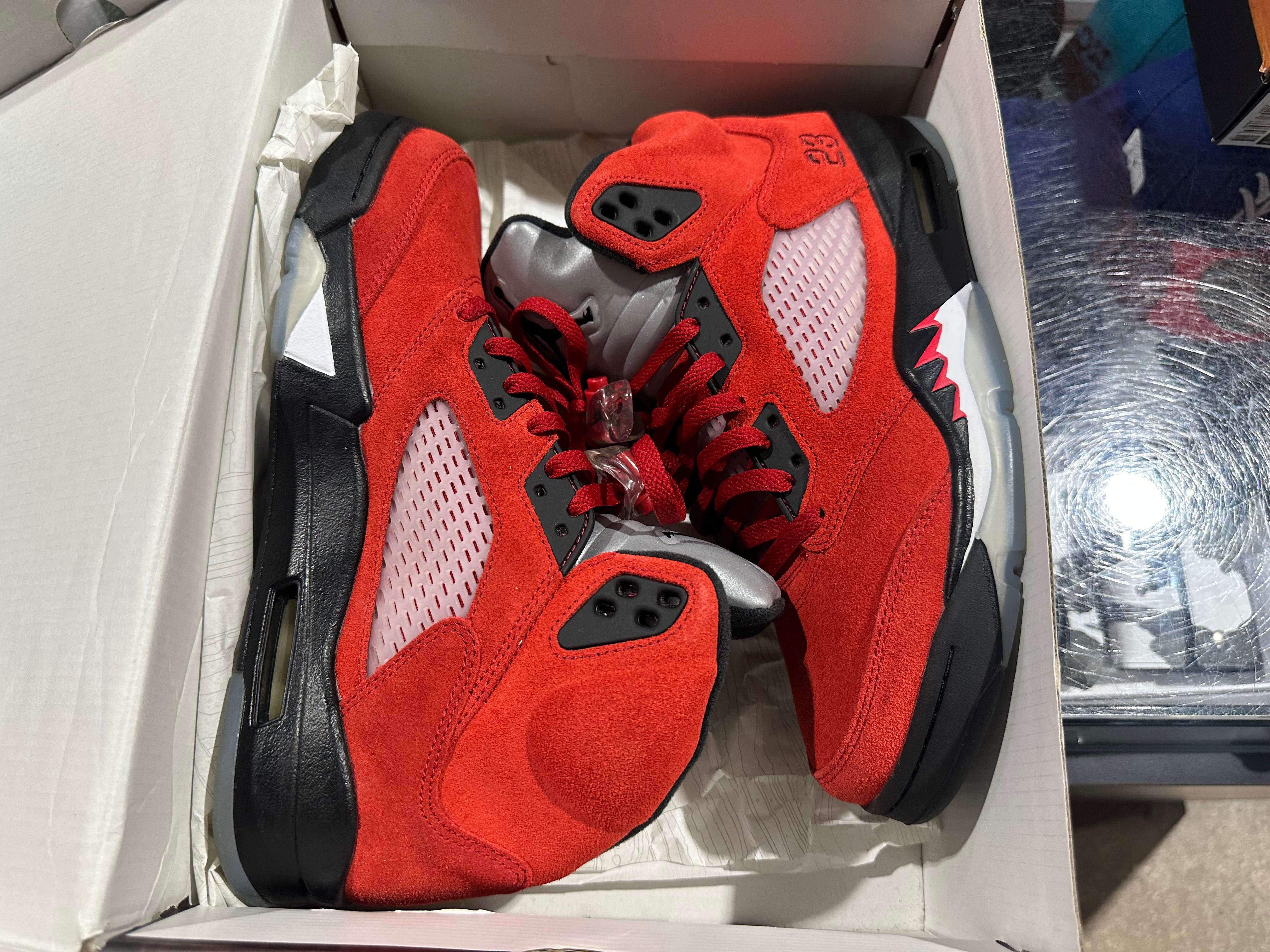 Air Jordan 5 Retro - Raging Bull Red 2021 Size 9