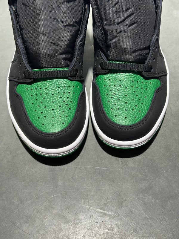 Air Jordan 1 Retro High OG - Pine Green 2.0 Size 8