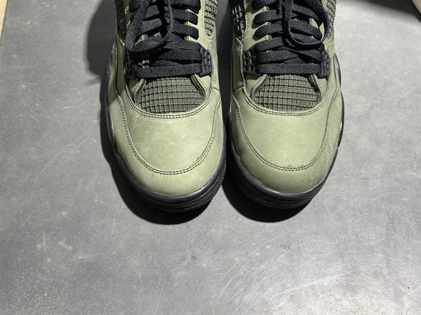 Air Jordan 4 Retro OG SP - Undefeated Size 10