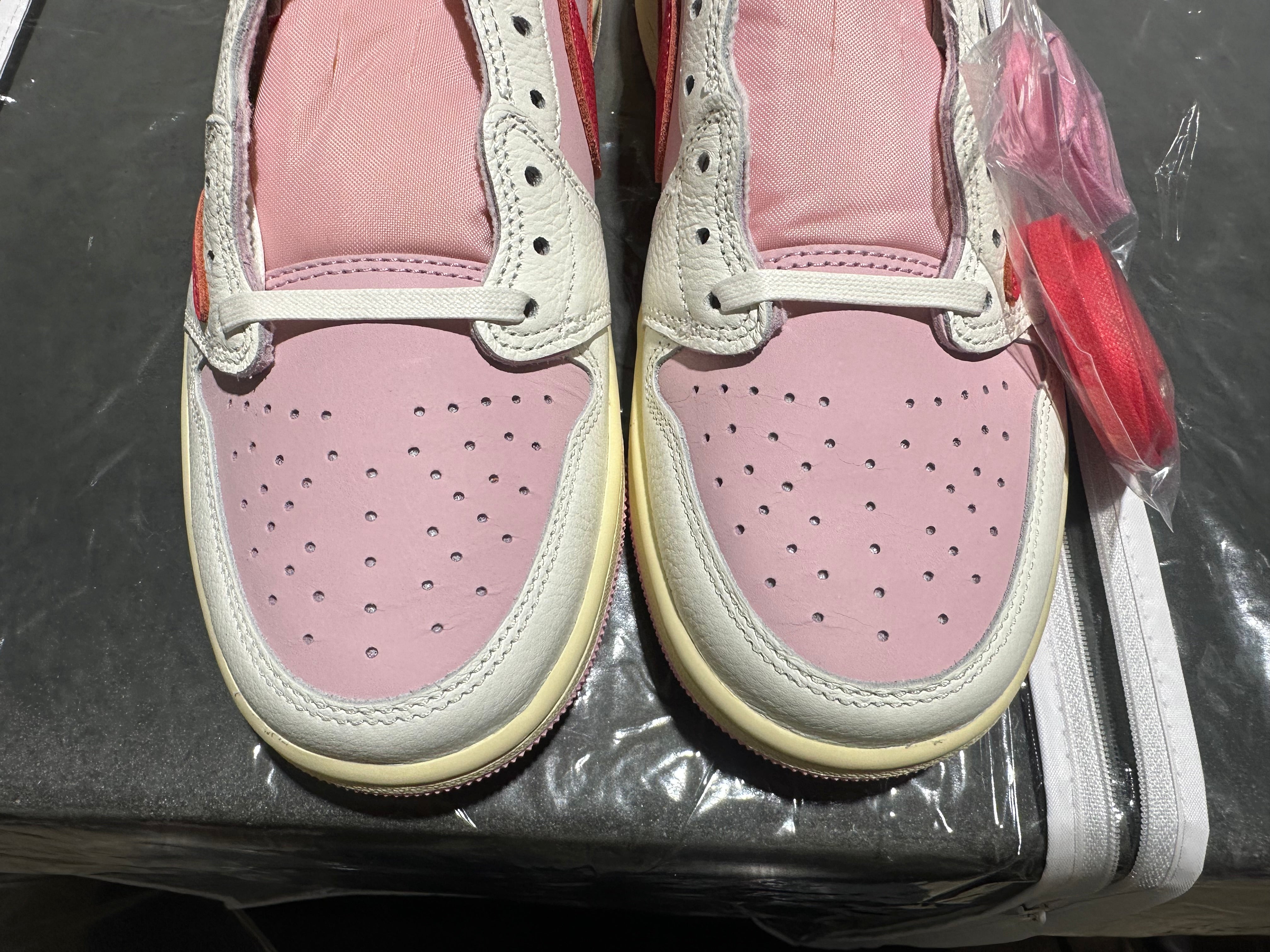 Air Jordan 1 Retro Low OG SP - Travis Scott/Tropical Pink Size 8.5