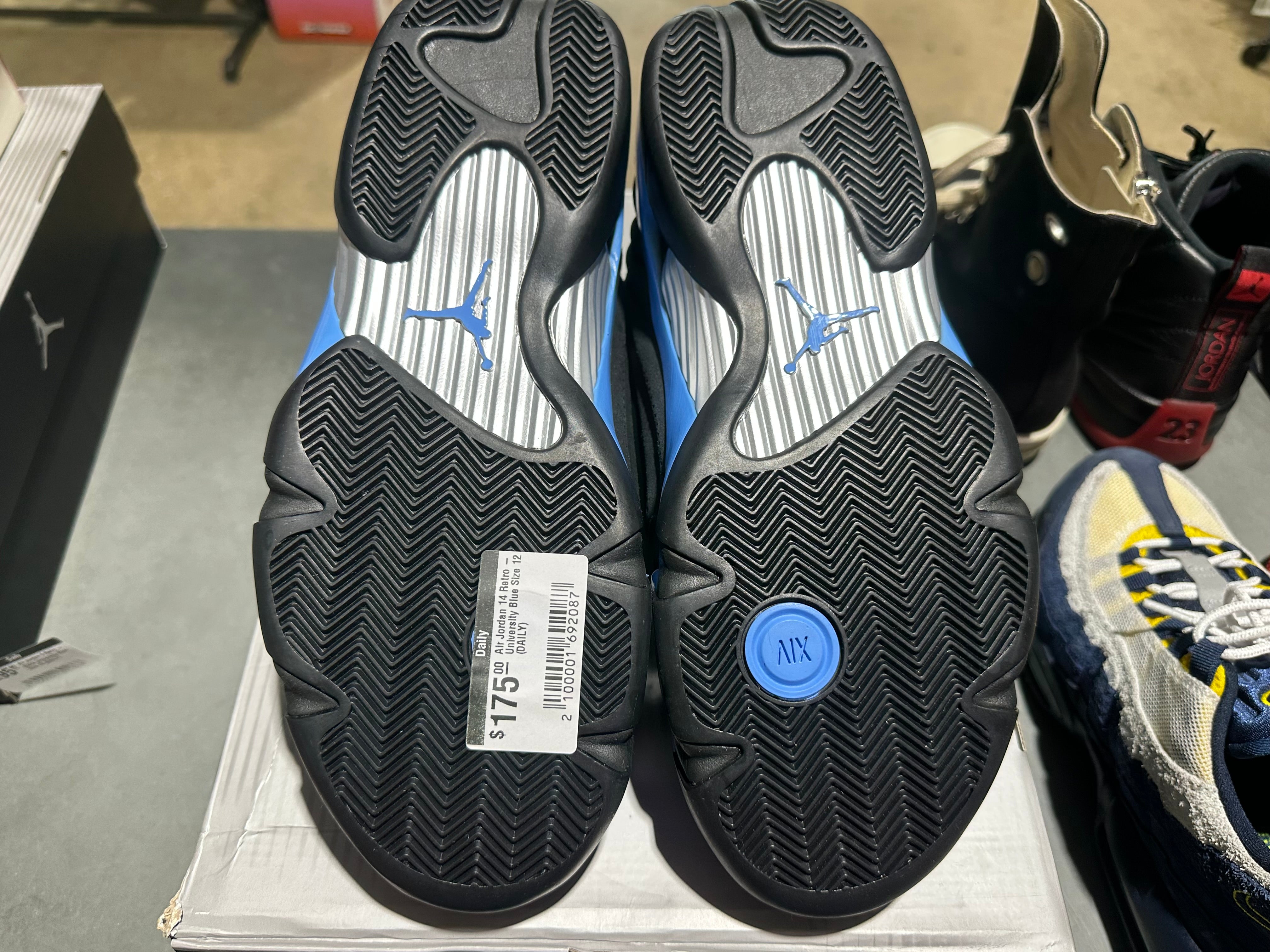 Air Jordan 14 Retro - University Blue Size 12