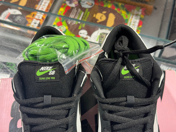 Nike SB Dunk Low Pro OG QS - Panda Pigeon  Size 10