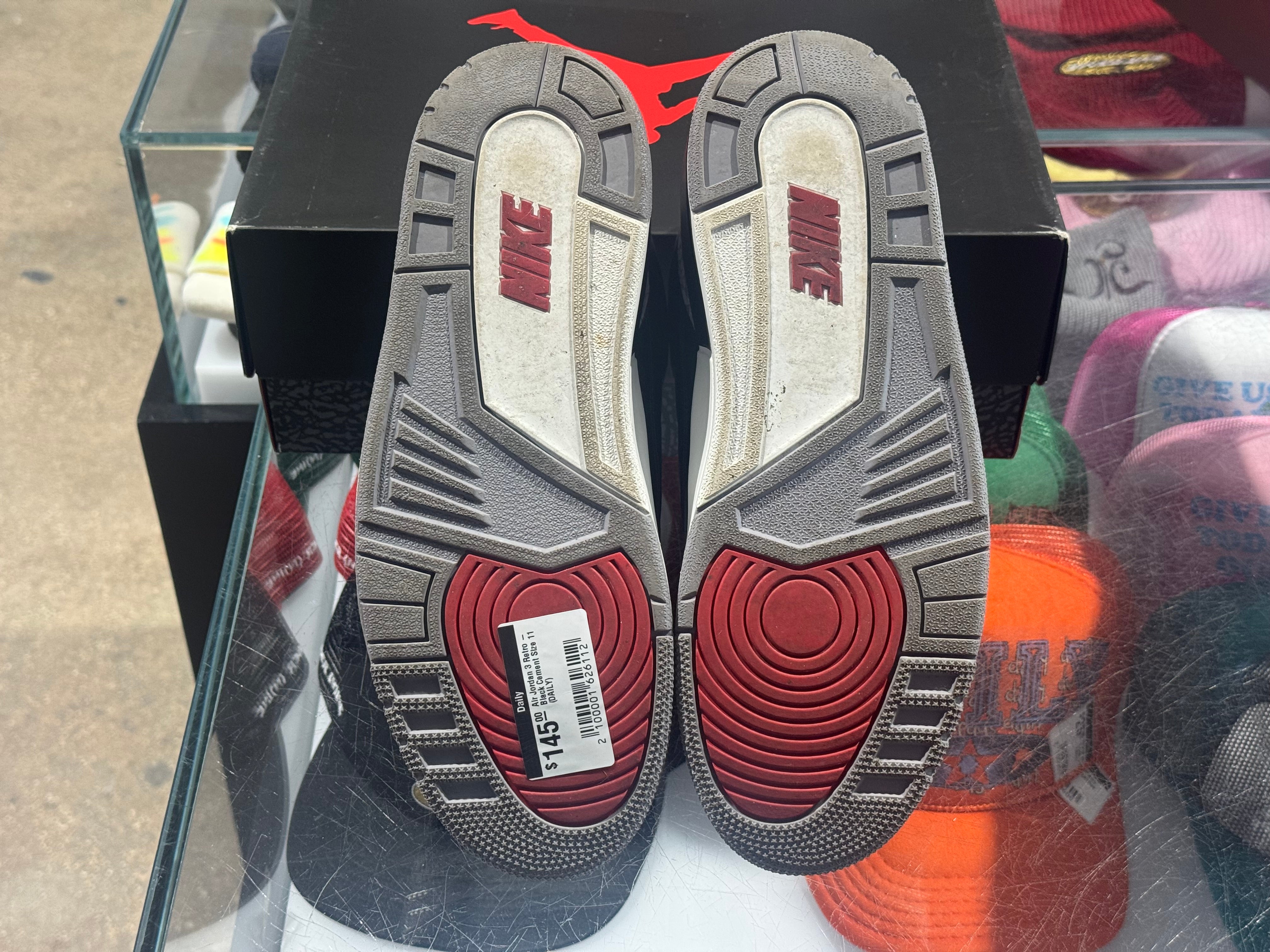 Air Jordan 3 Retro - Black Cement Size 11