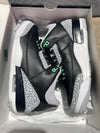 Air Jordan 3 Retro - Green Glow Size 11
