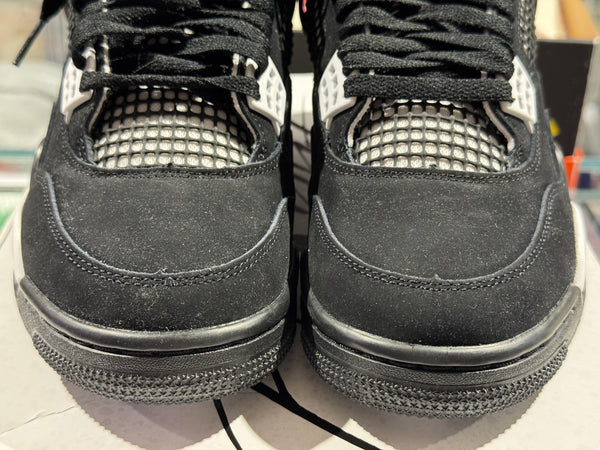 Air Jordan 4 Retro - White Thunder Size 8