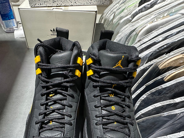Air Jordan 12 Retro - Black Taxi Size 9