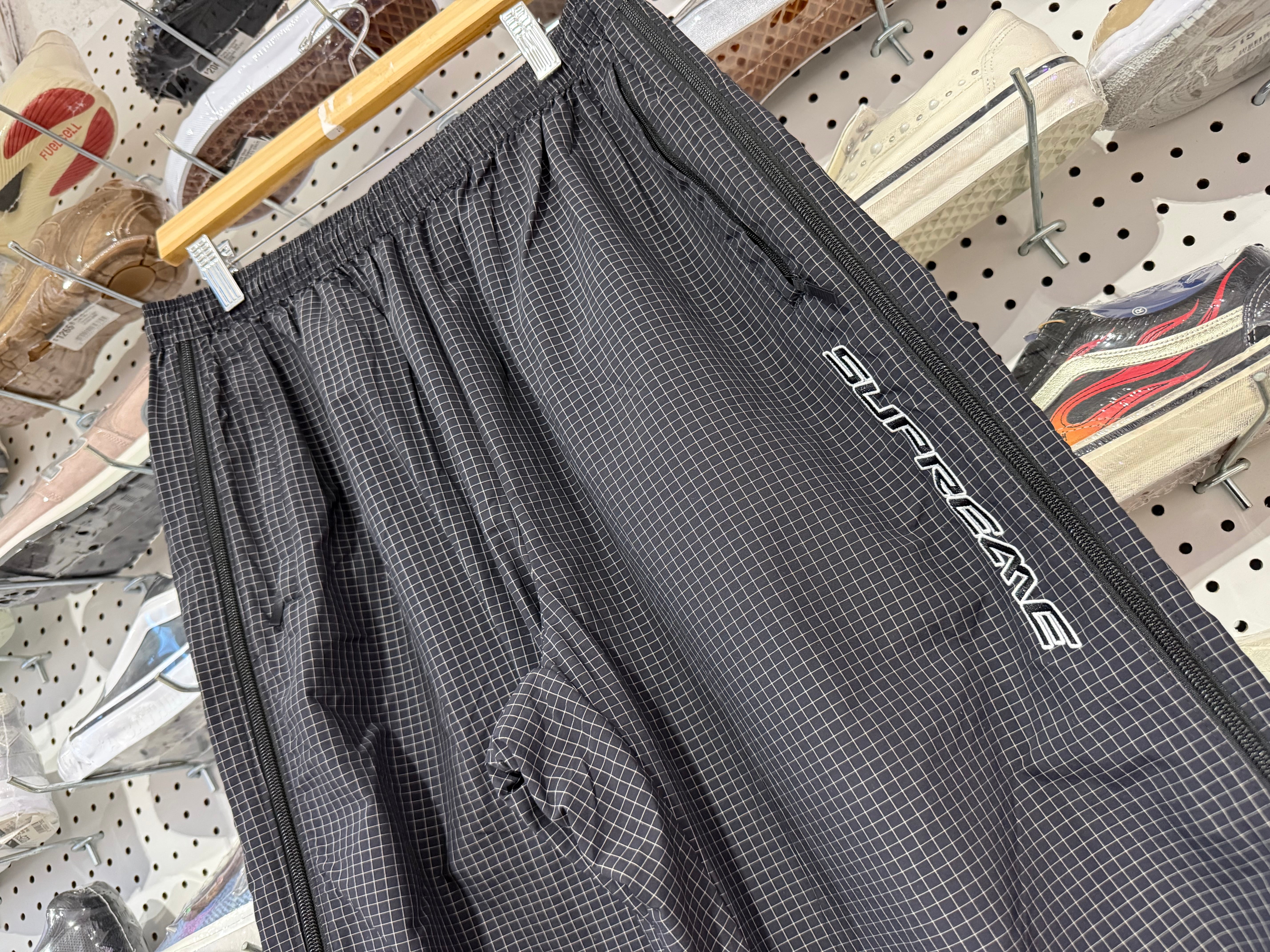 NEW Supreme Ripstop Warm Up Pants - Black Size Medium