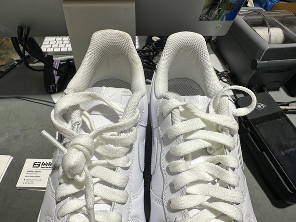 Nike Air Force 1 07 - Triple White Size 9