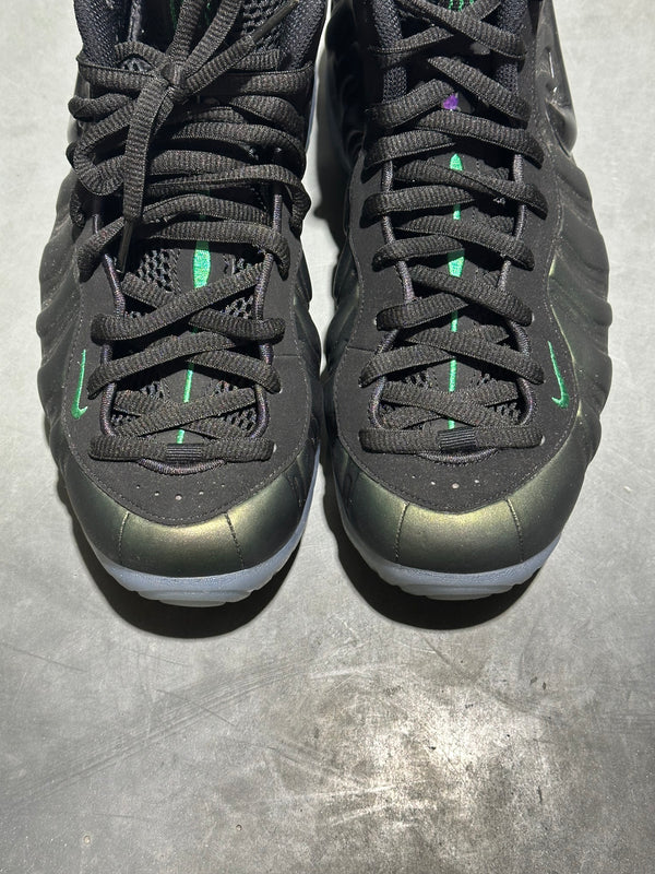 Nike Air Foamposite Pro - Pine Green Size 9.5