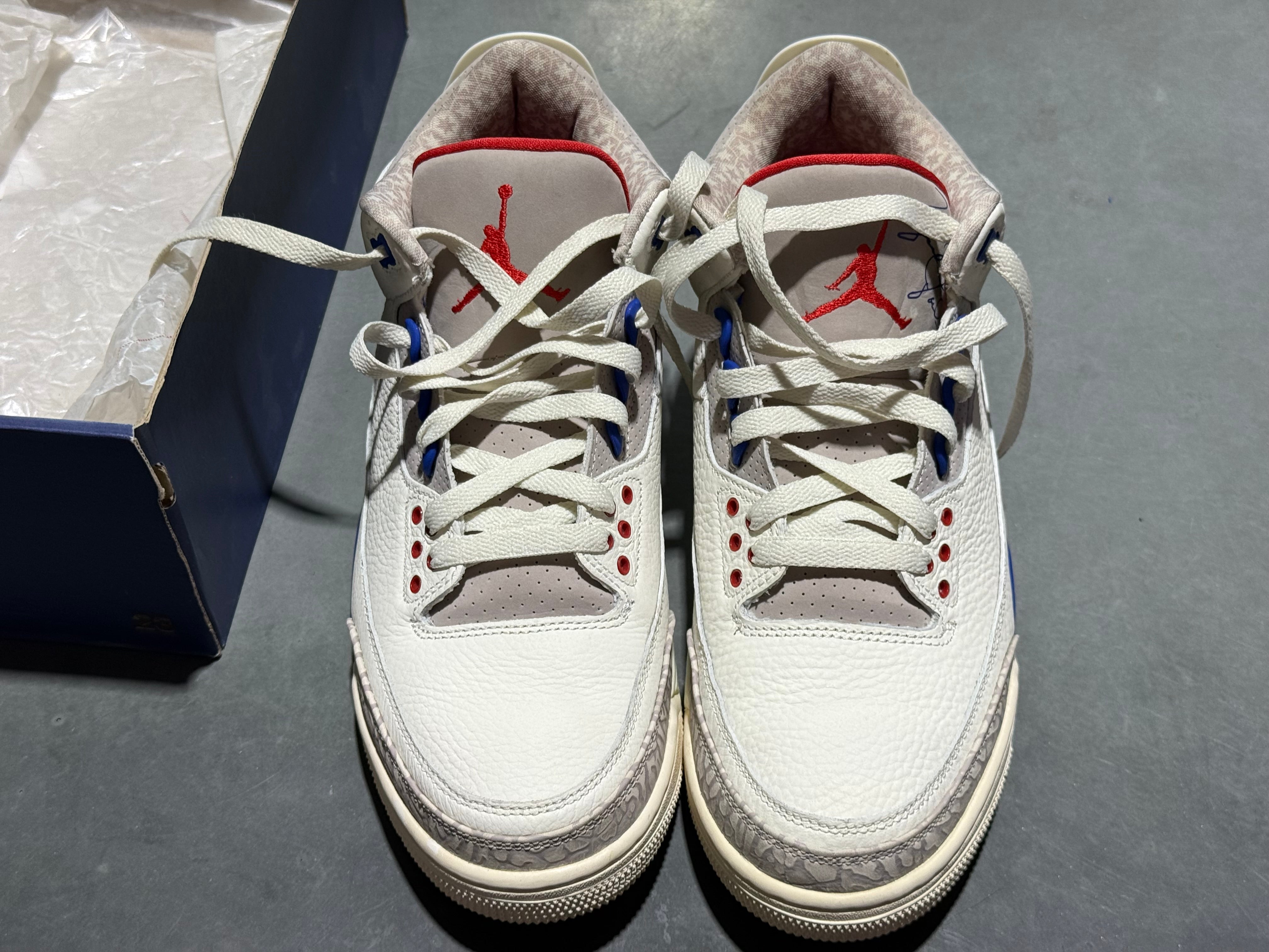 Air Jordan 3 Retro - International Flight Size 9.5