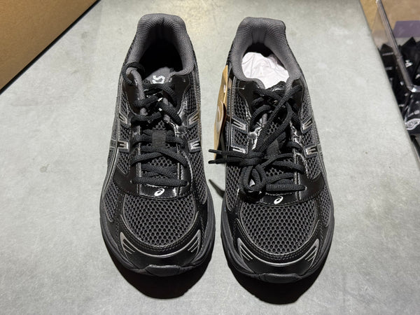 Asics Gel 1130 - Black/Silver Size 10.5