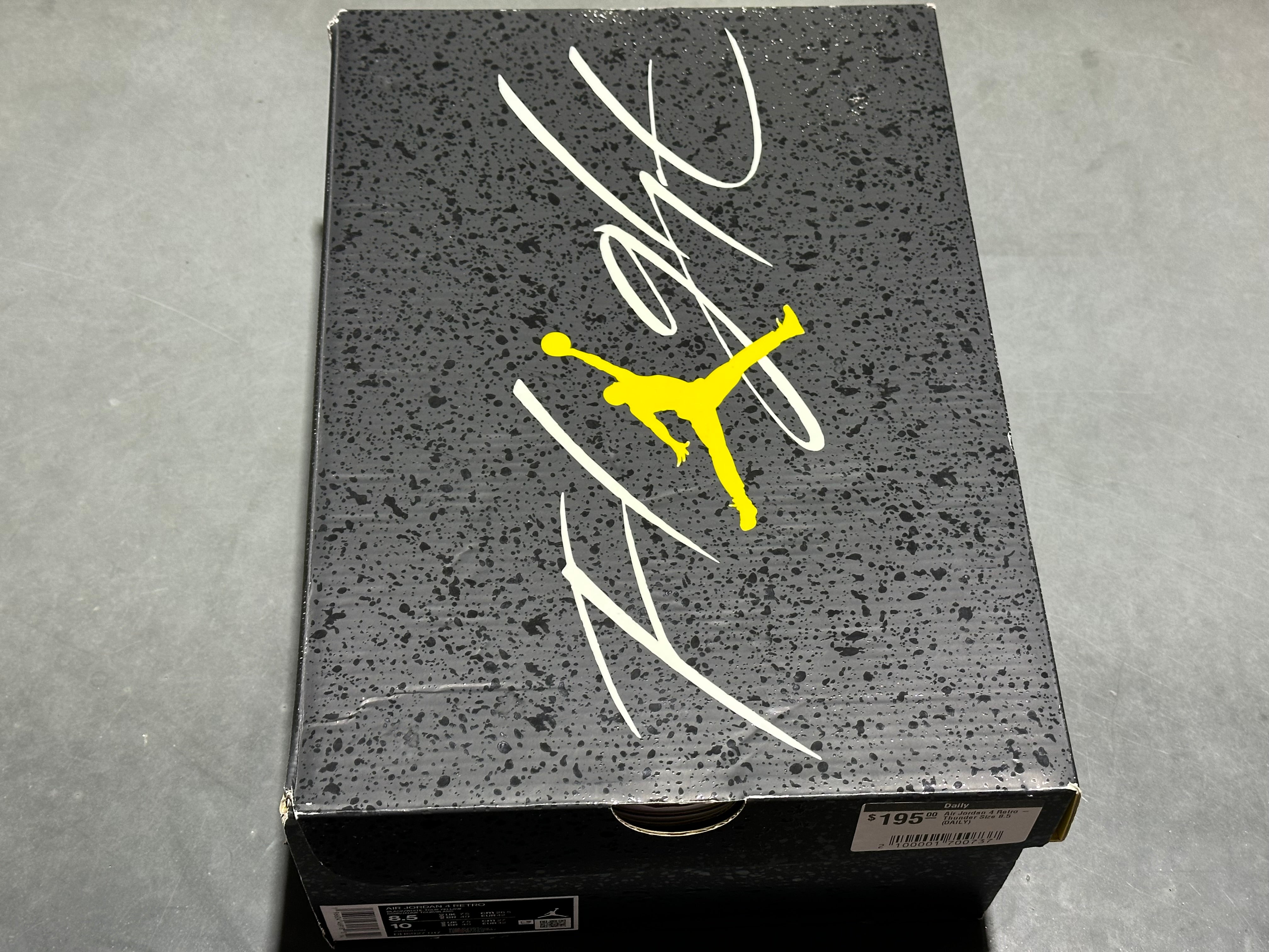 Air Jordan 4 Retro - Thunder Size 8.5