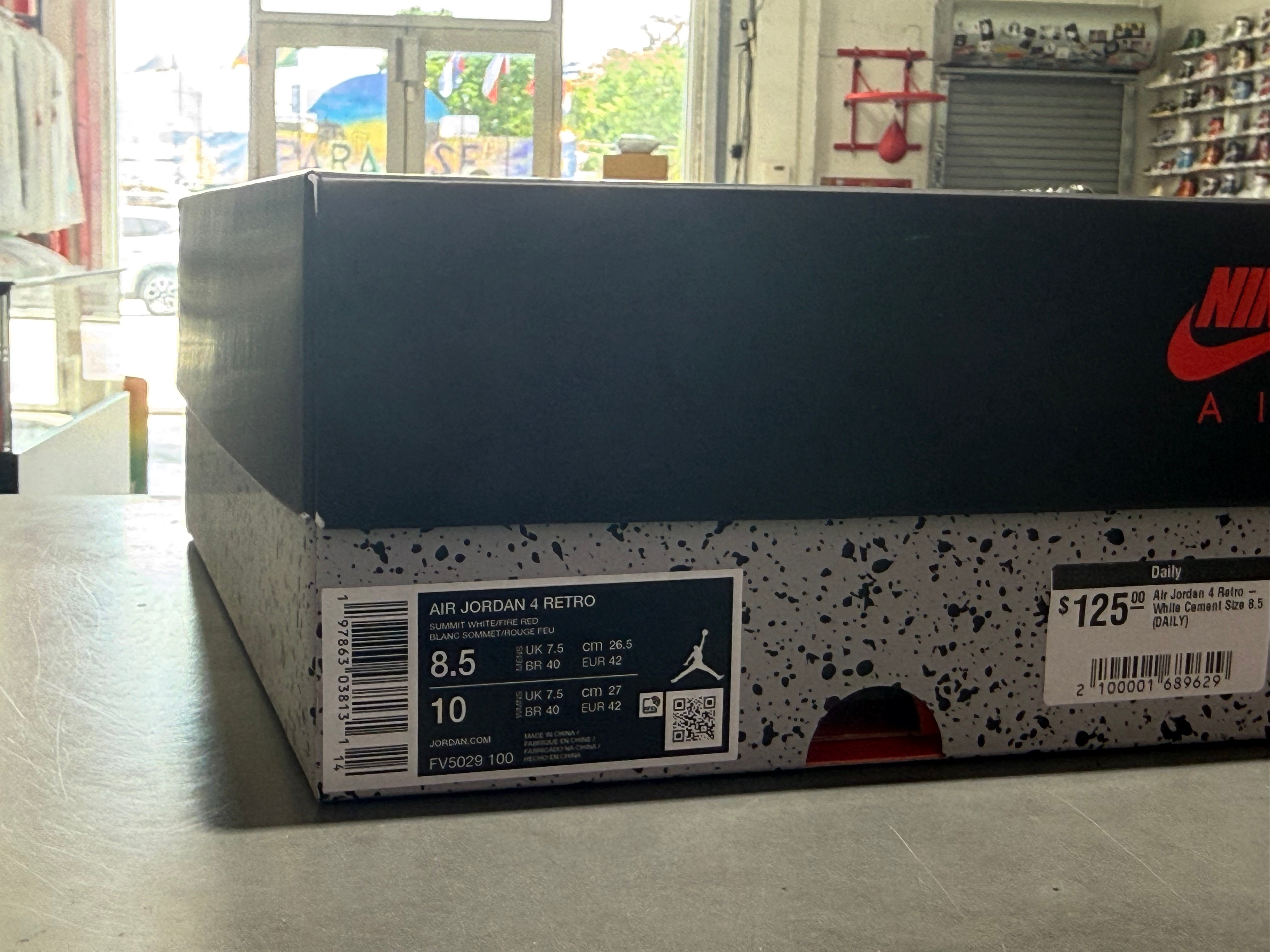 Air Jordan 4 Retro - White Cement Size 8.5