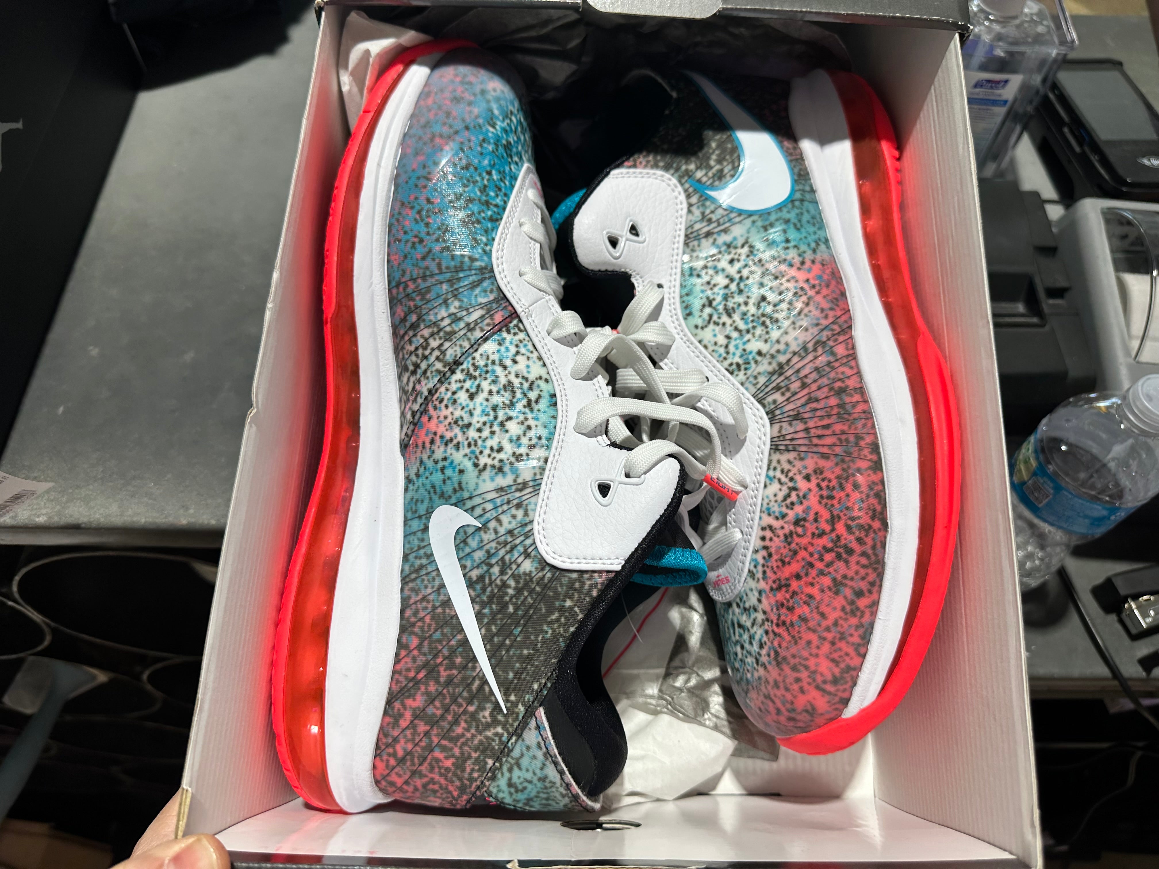 Nike Lebron 8 V2 Low QS - Miami Nights Size 11