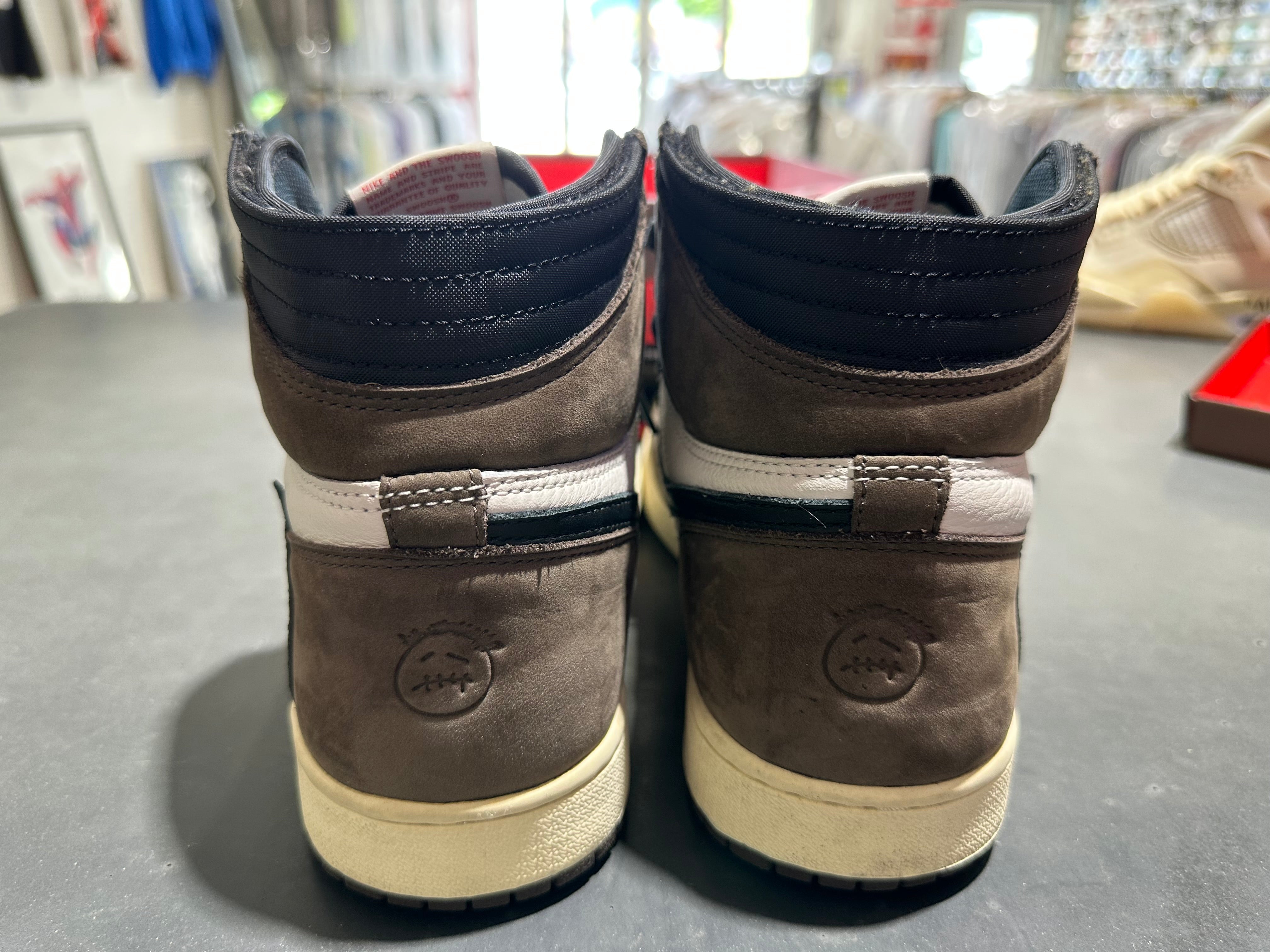 Air Jordan 1 High OG TS SP - Travis Scott/Mocha Size 10