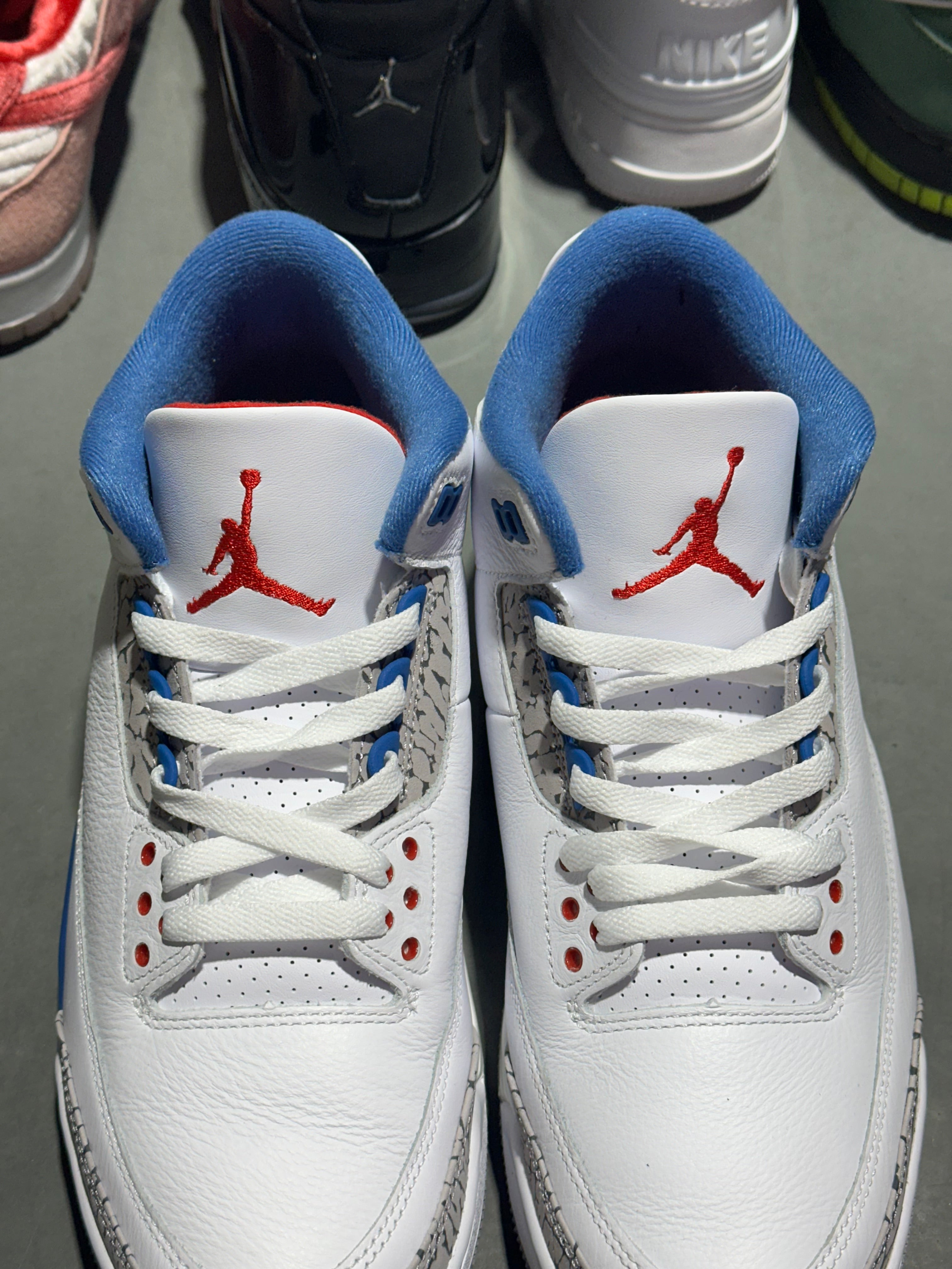 Air Jordan 3 Retro OG - True Blue Size 9