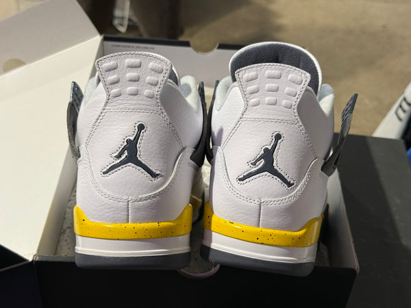Air Jordan 4 Retro - Tour Yellow Size 11