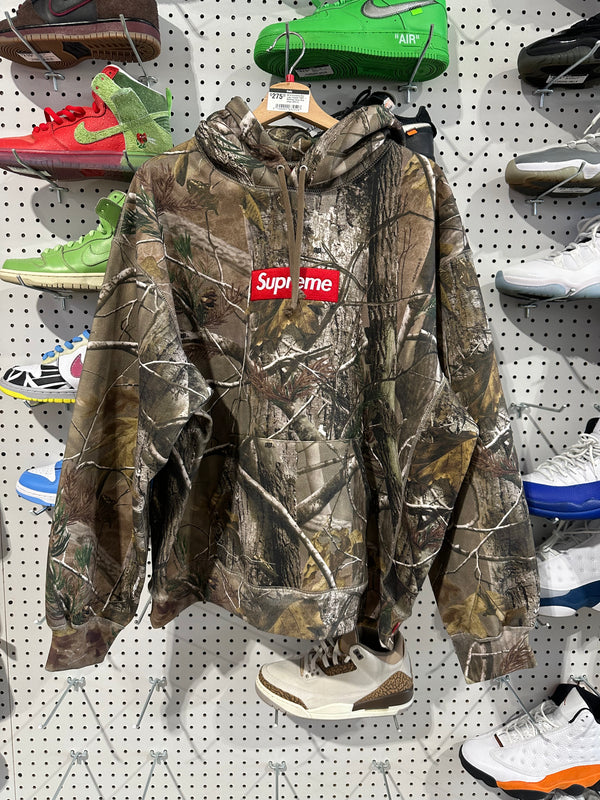 NEW Supreme Box Logo Hoodie FW25 - Realtree Camo Size Large