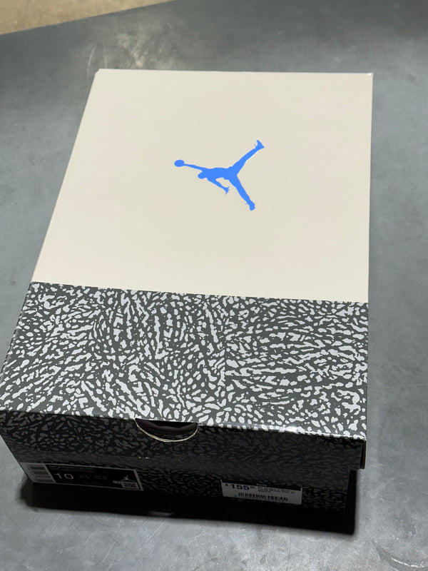 Air Jordan 3 Retro - Lucky Shorts Size 10
