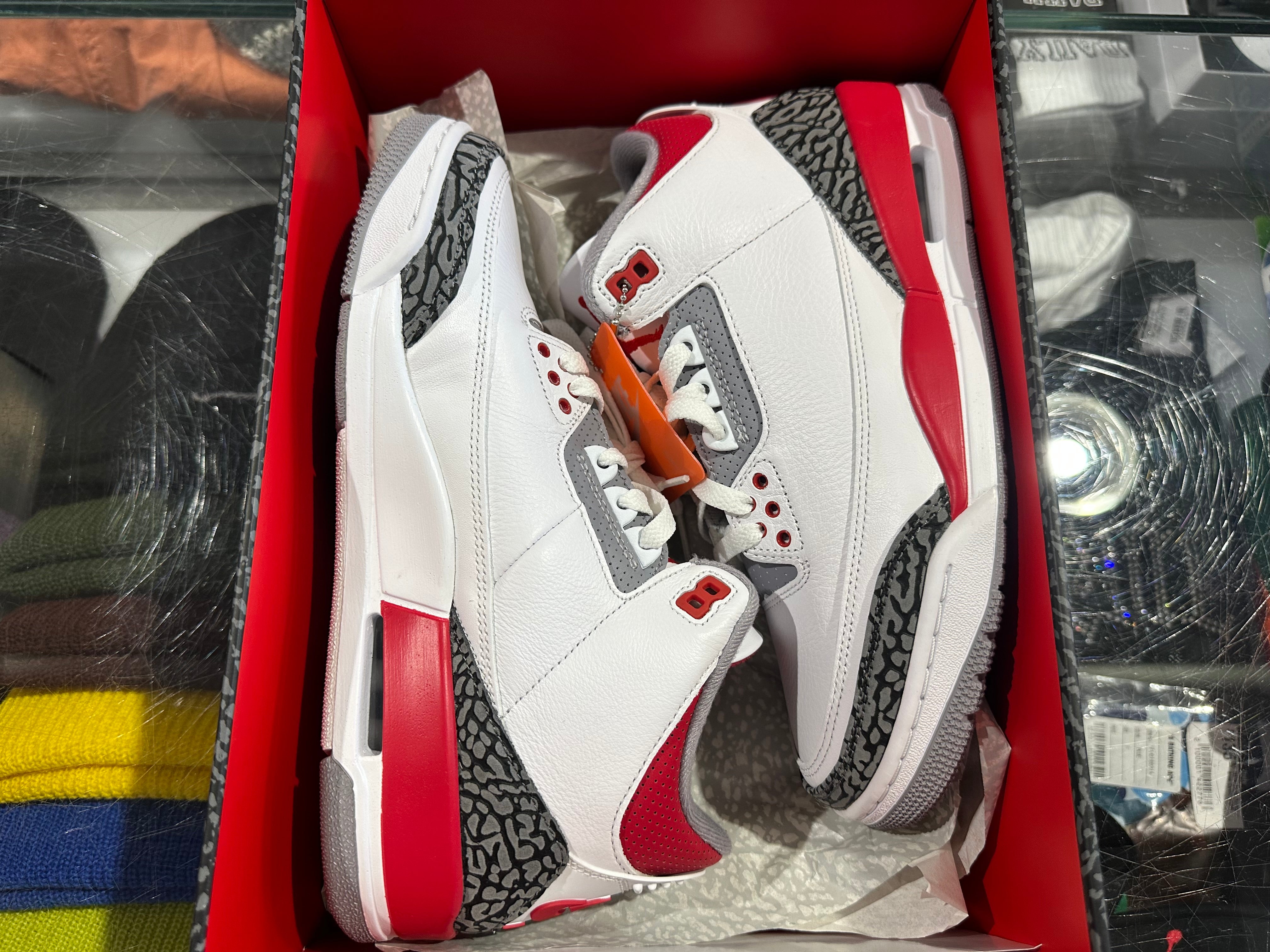 Air Jordan 3 Retro - Fire Red 2022 Size 8.5