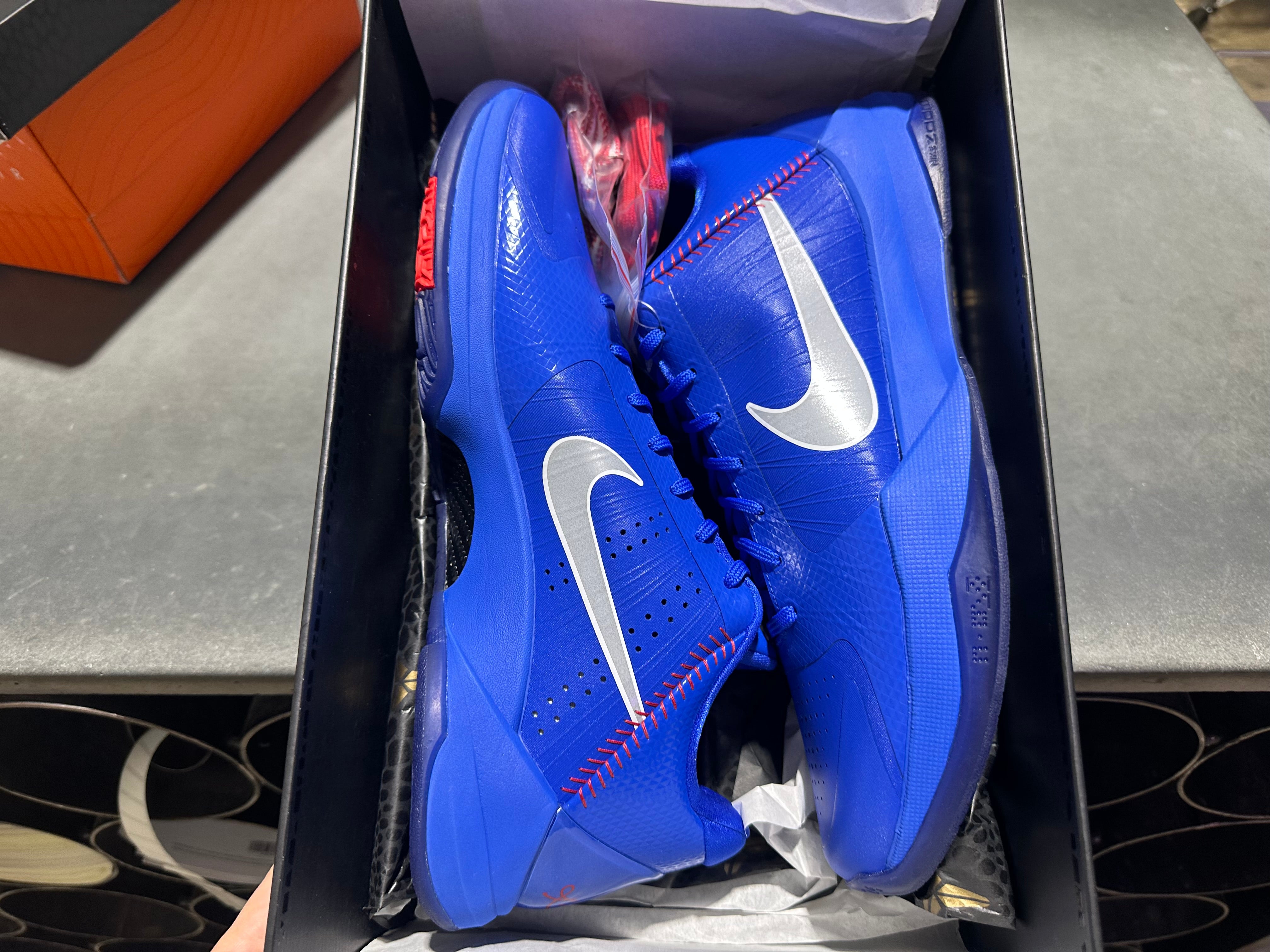 Nike Kobe V Protro - Dodgers Size 13