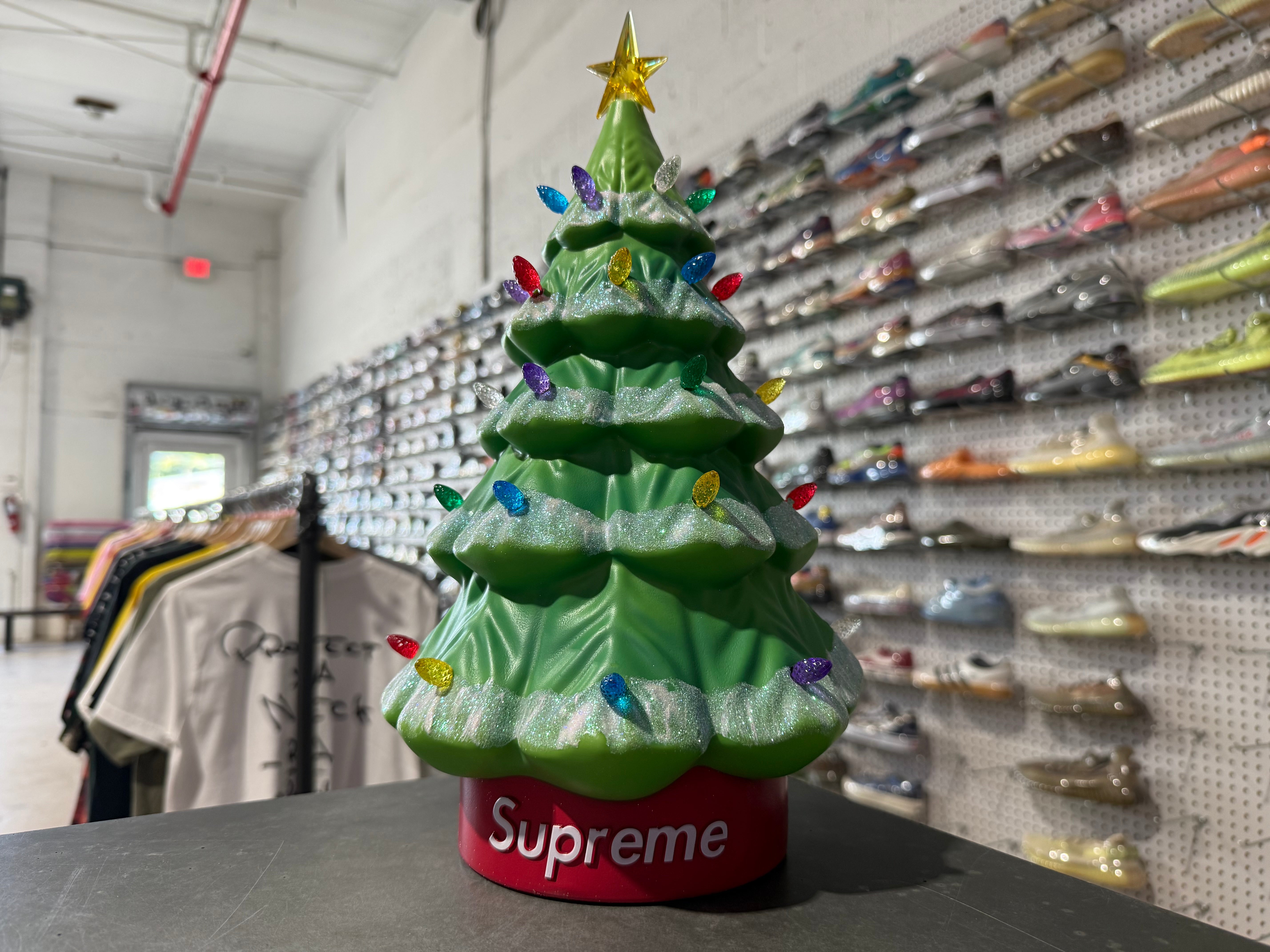 NEW Supreme Christmas Tree