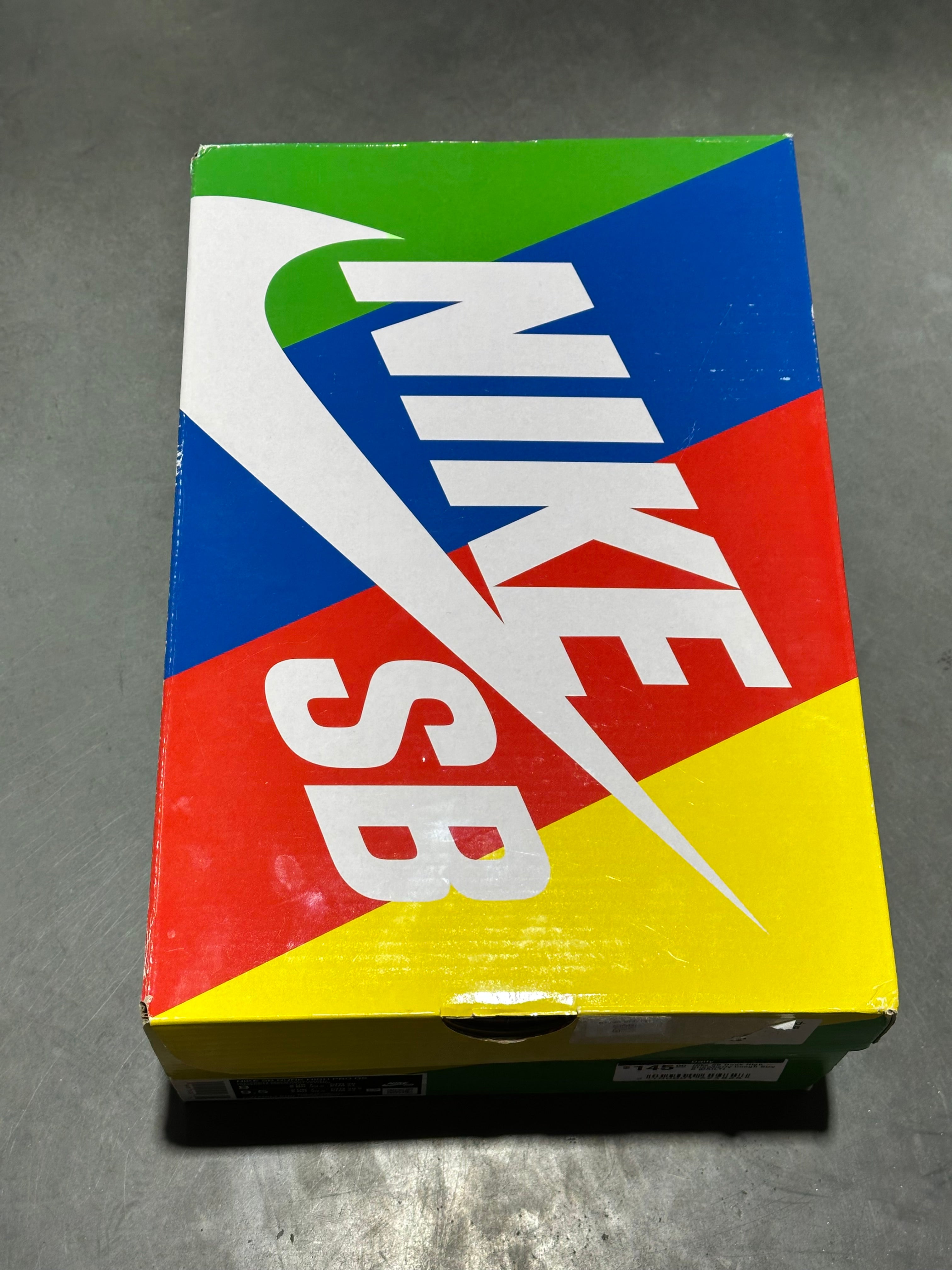 Nike SB Dunk High - Strawberry Cough Size 8