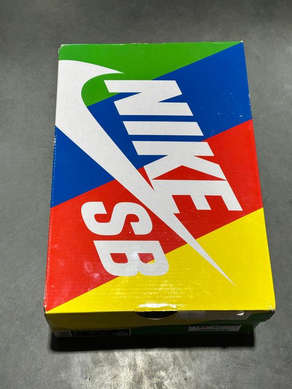 Nike SB Dunk High - Strawberry Cough Size 8