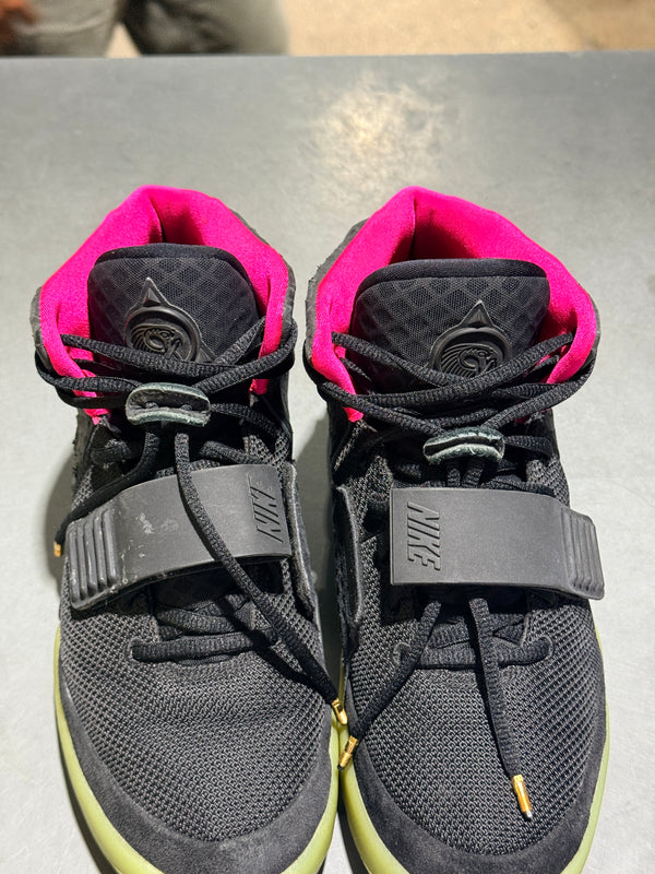 Nike Air Yeezy 2 NRG - Solar Red Size 8