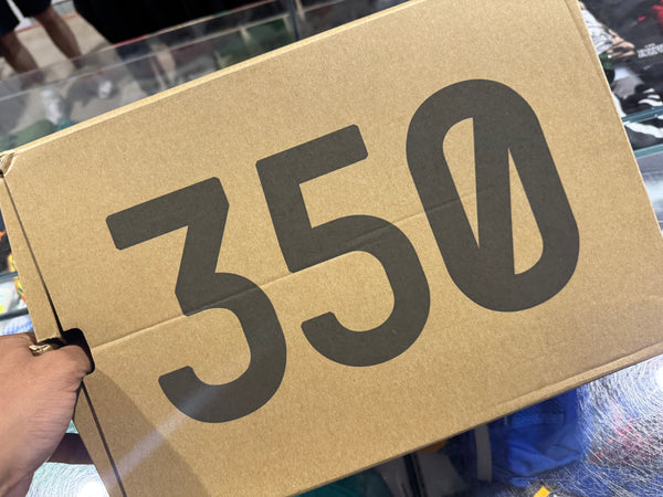 Adidas Yeezy Boost 350 V2 - Frozen Yellow Size 13