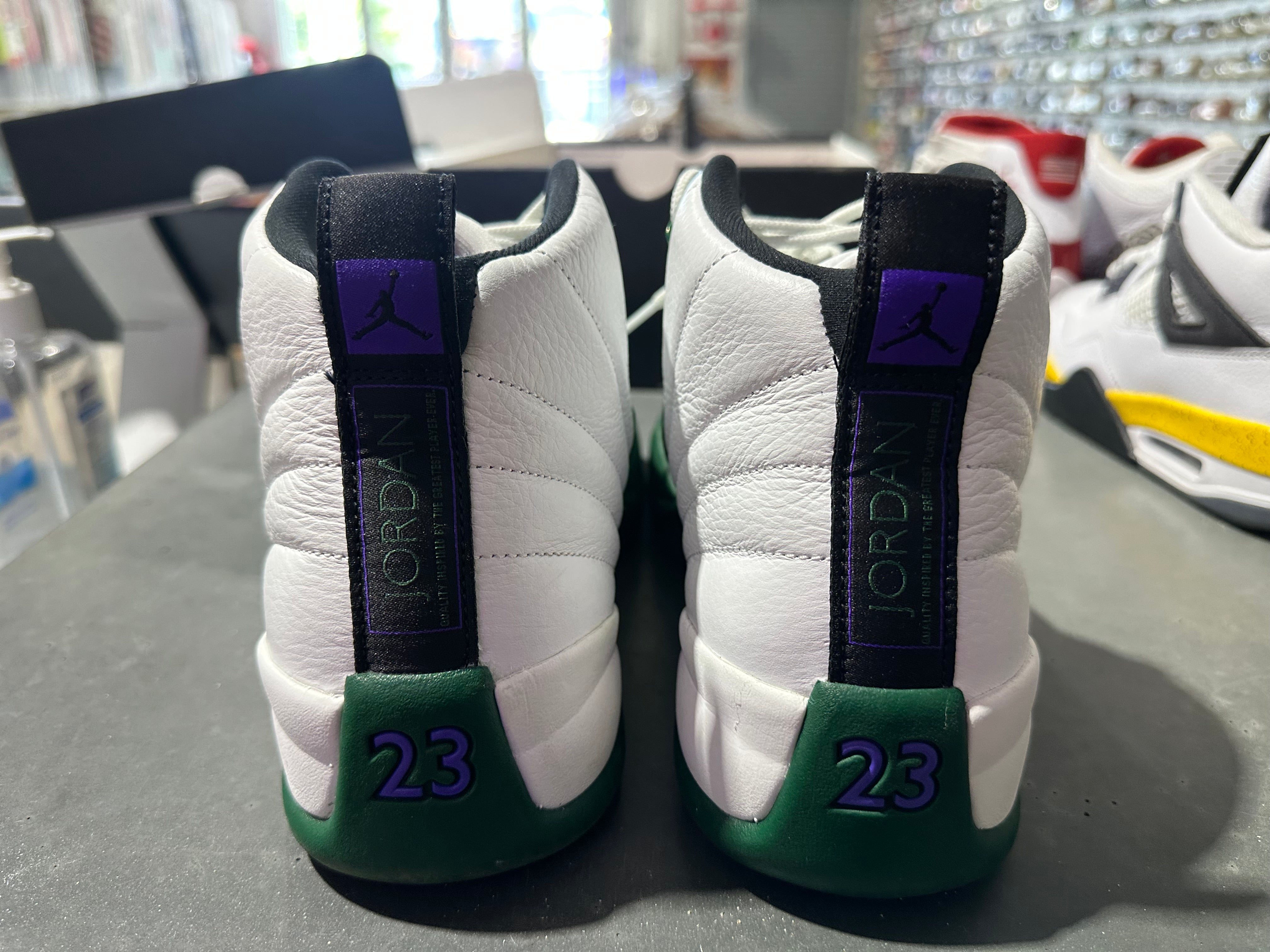 Air Jordan 12 Retro - Bucks Size 9.5