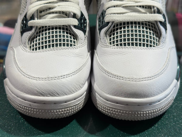 Air Jordan 4 Retro - Oxidized Green Size 8.5