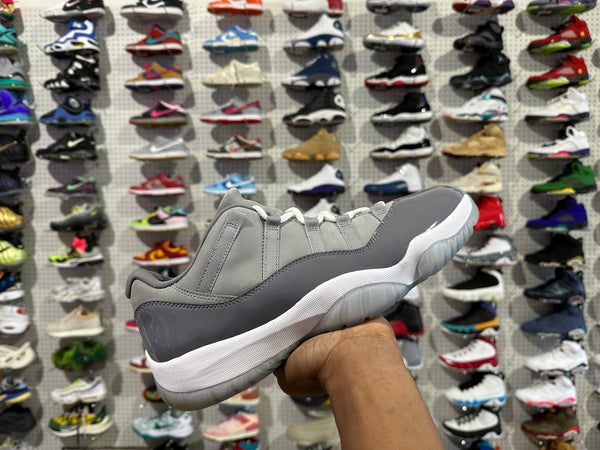 Air Jordan 11 Retro Low - Cool Grey Size 11.5